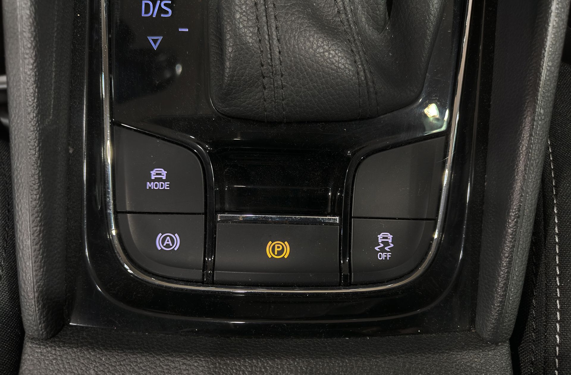 Škoda Karoq 1.5 TSI ACT Style DSG - foto 30