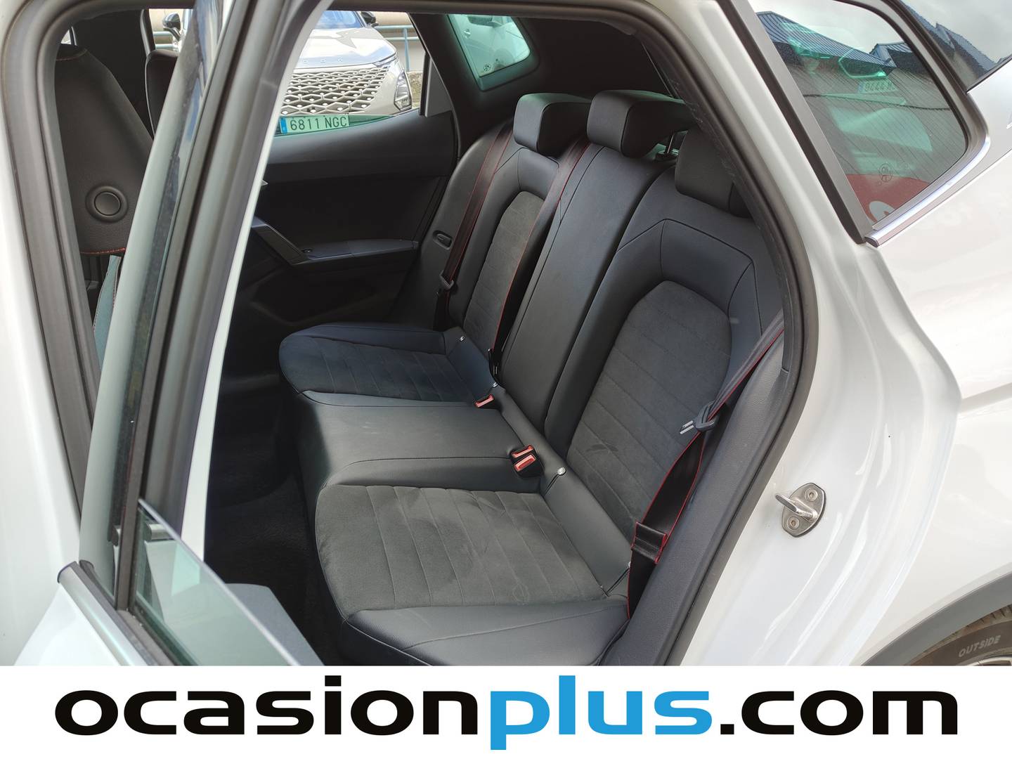 Foto Seat Arona SEAT Arona 1.0 TSI S&S FR XL  (115 CV)