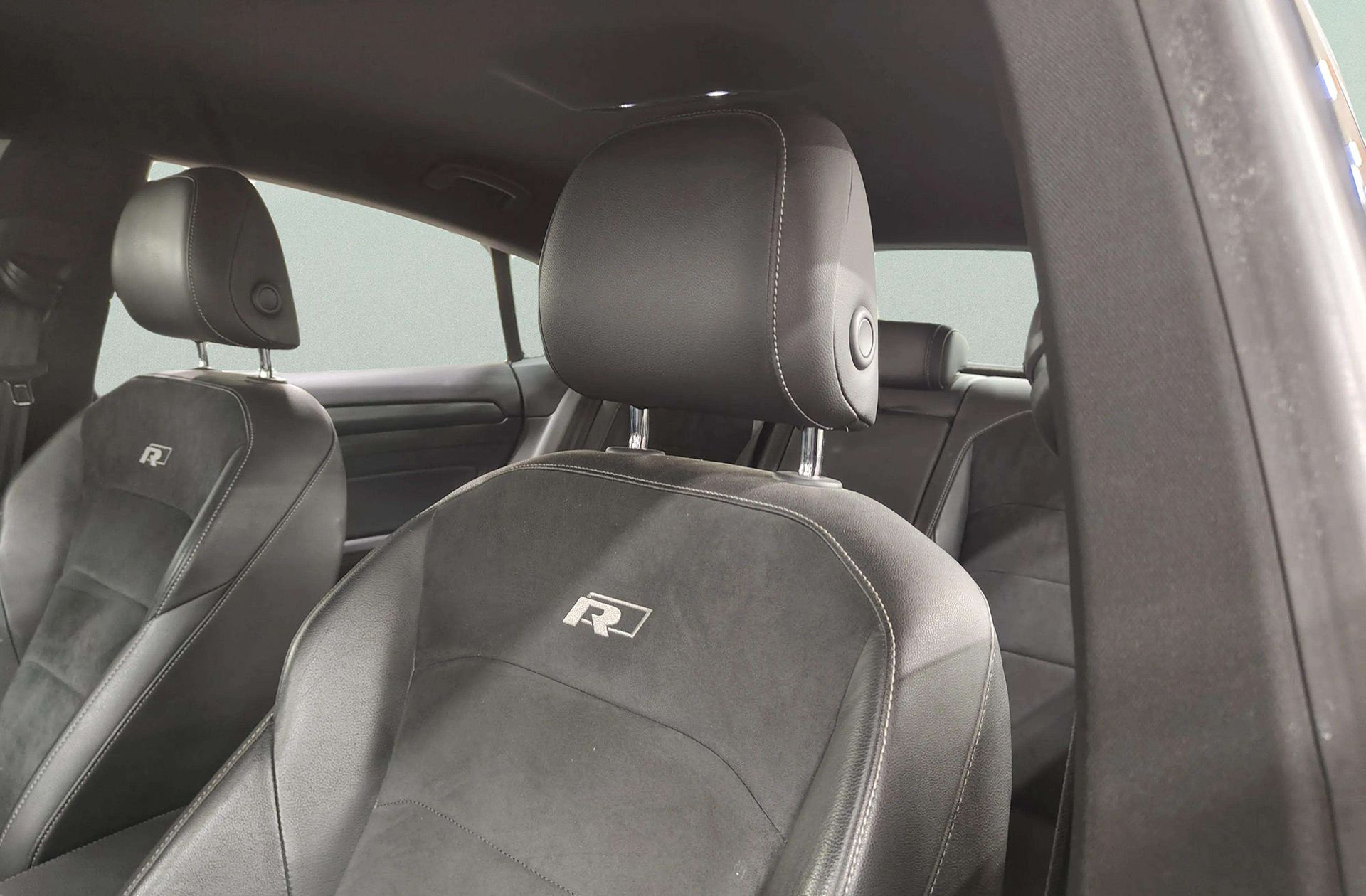 Volkswagen Arteon R-Line 2.0 TDI DSG - foto 8