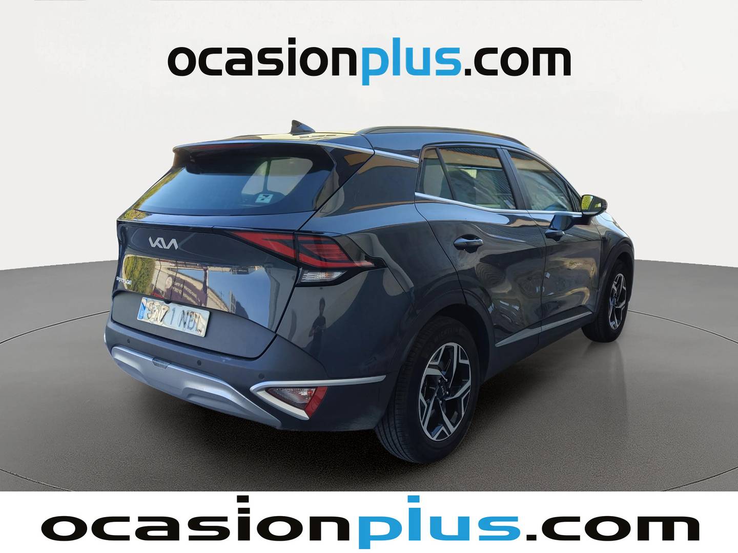 Foto trasera KIA Sportage Kia Sportage 1.6 CRDi MHEV Business 4x2 DCT (136 CV) derecha