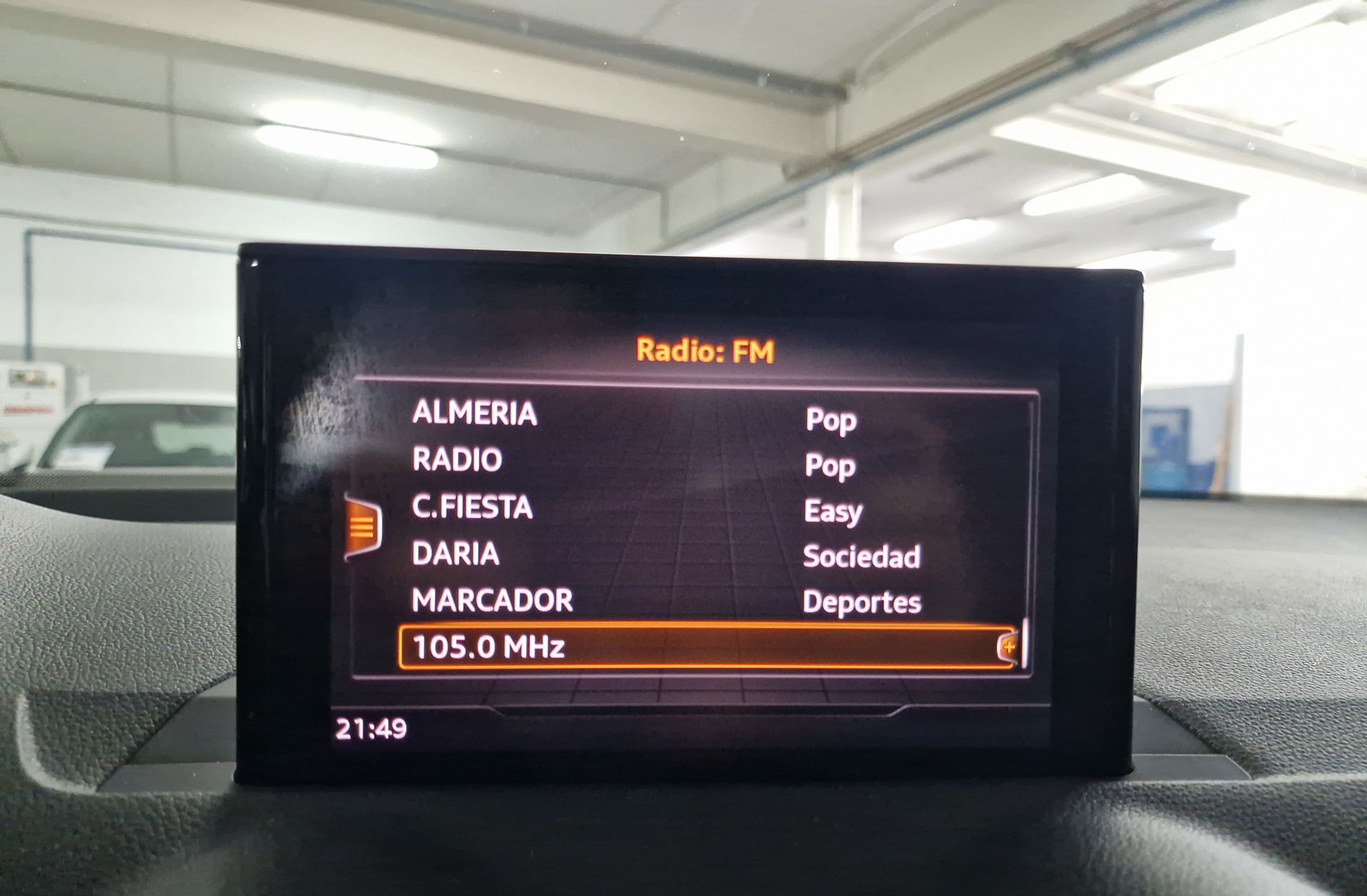 Audi Q2 30 TDI - foto 33