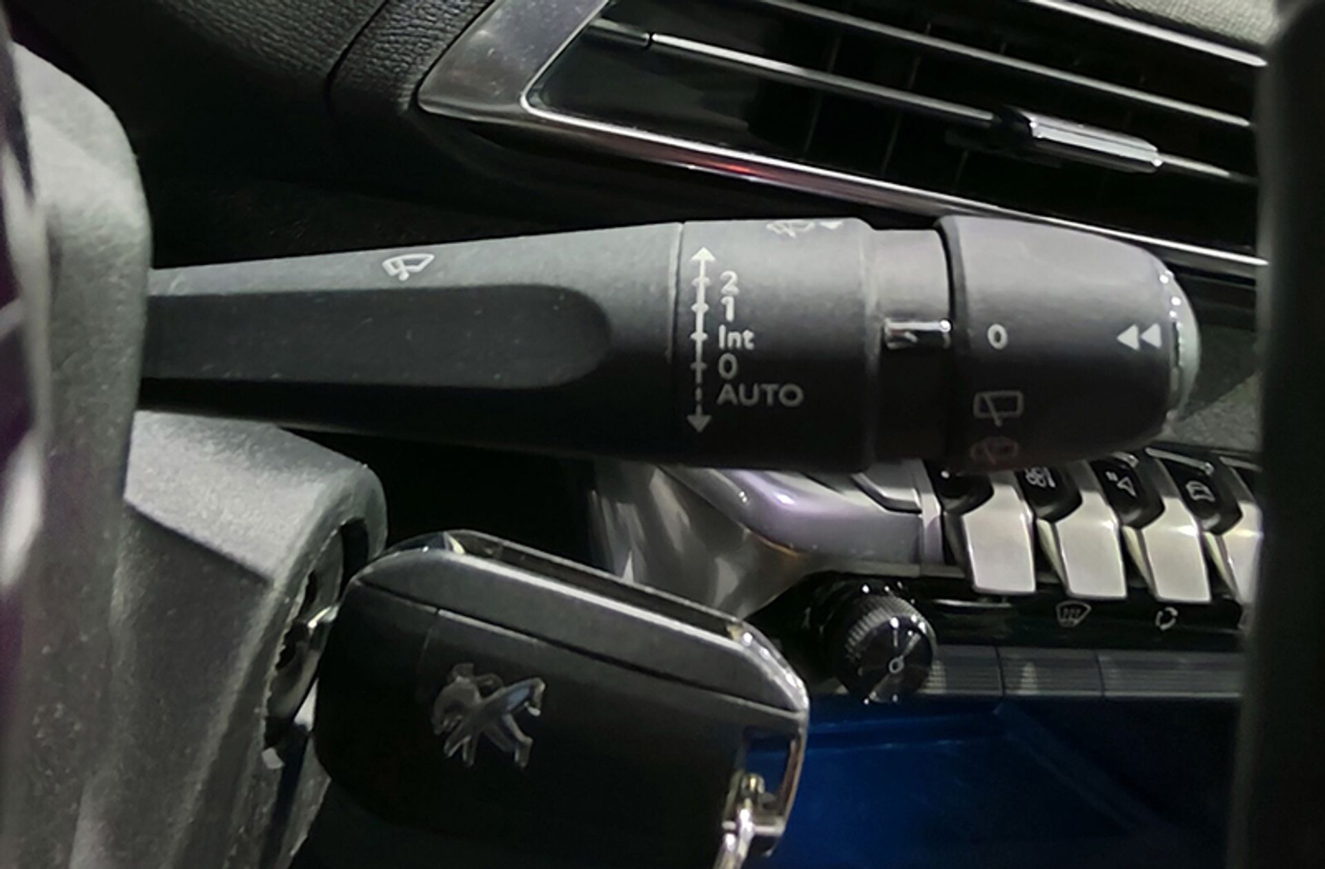 Peugeot 5008 BlueHDi 150 GT Line 7 plazas - foto 30
