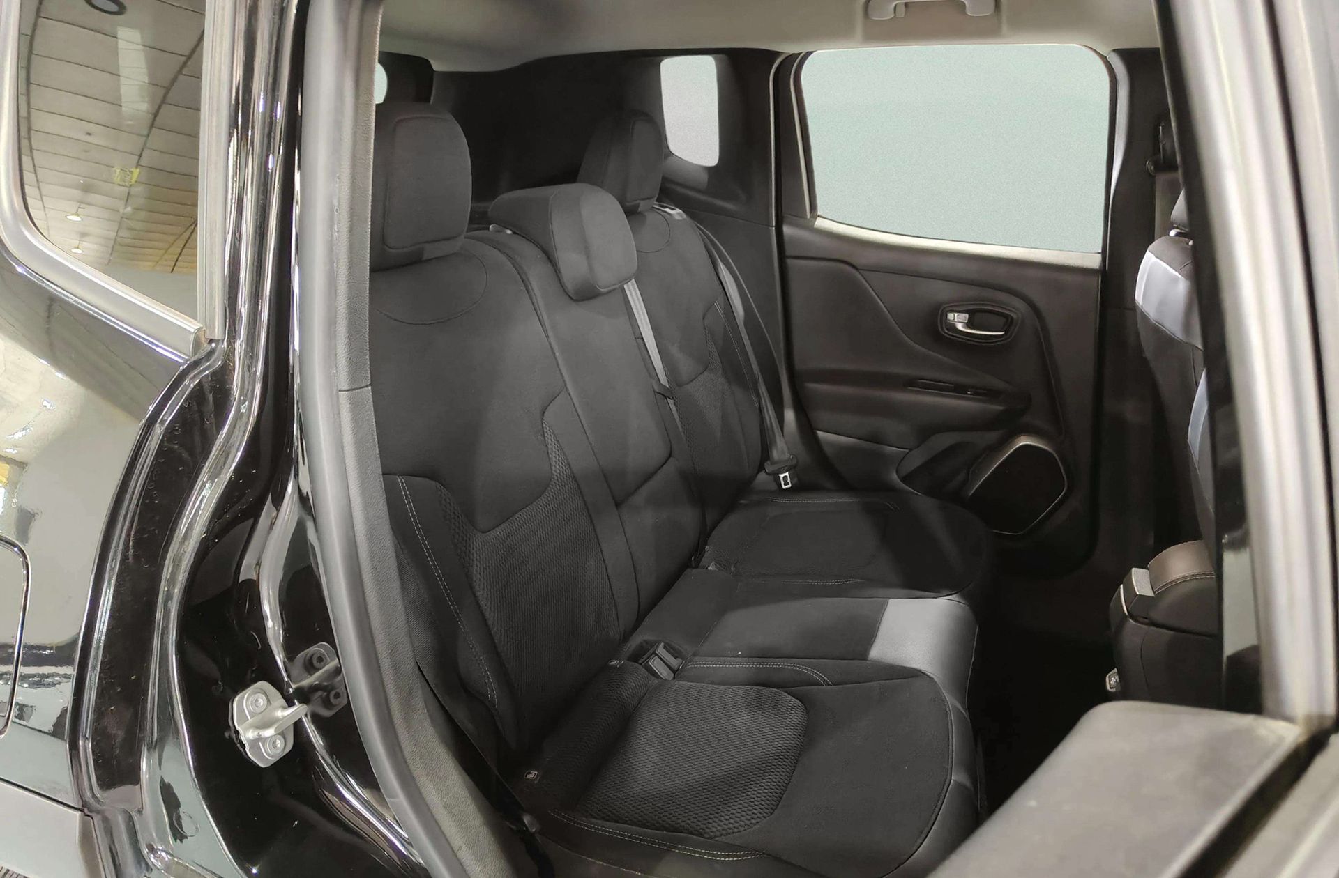 Jeep Renegade 1.6 MultiJet Limited 4x2 - foto 18
