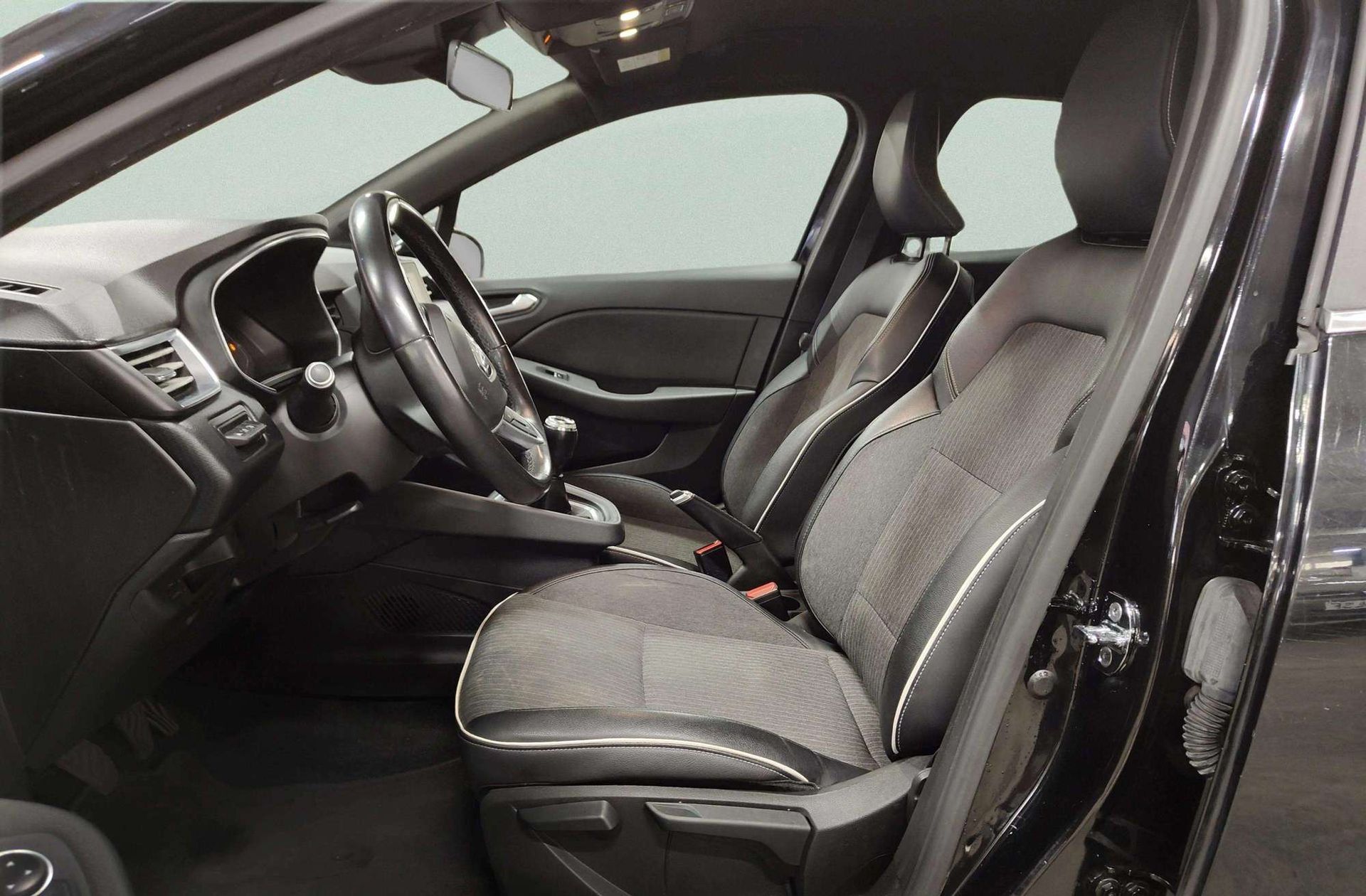 Renault Clio Zen TCe GPF - foto 13
