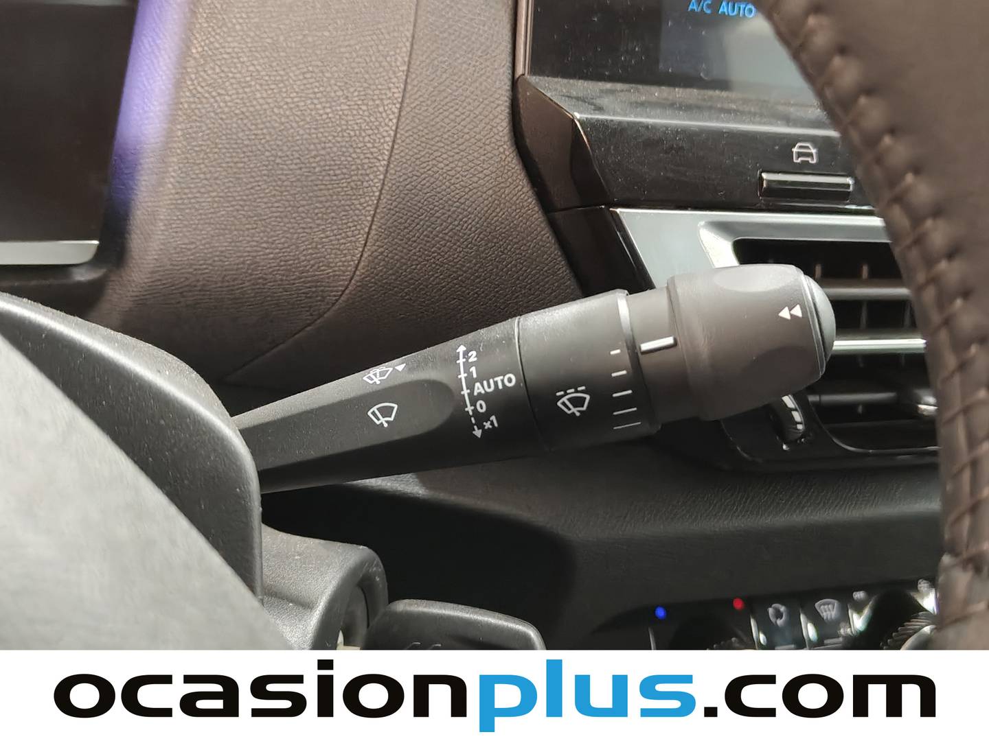 Foto Citroën ë-C4 X Citroen ë-C4 X 50KWh eléctrico Feel Pack (136 CV)