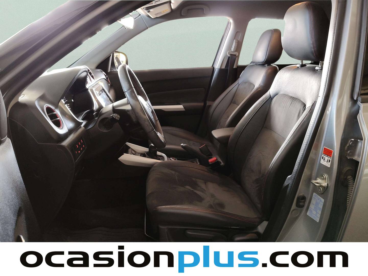 Foto asientos delanteros Suzuki Vitara Suzuki Vitara 1.4 Turbo S 4WD (140 CV)