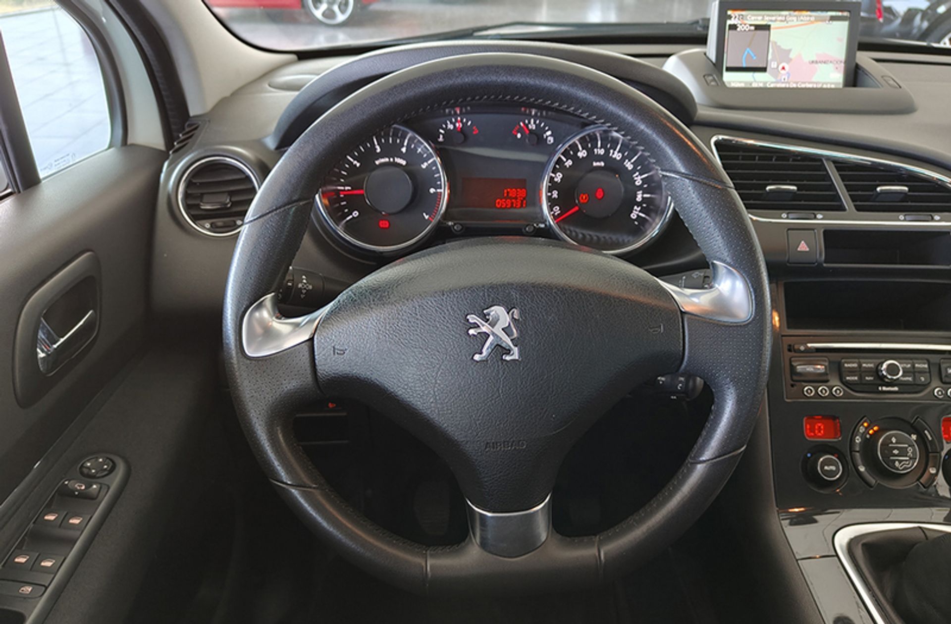 Peugeot 3008 1.2 PureTech Style - foto 18