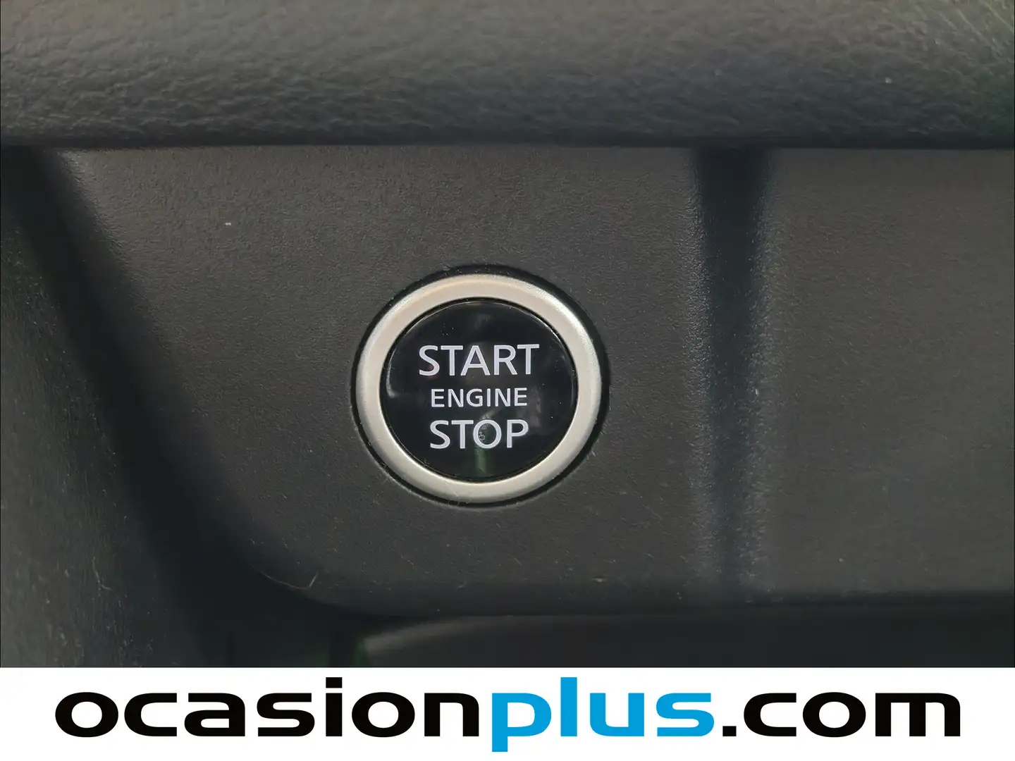 Foto Nissan QASHQAI Nissan Qashqai DIG-T 140 mHEV N-Connecta 4x2 (140 CV)