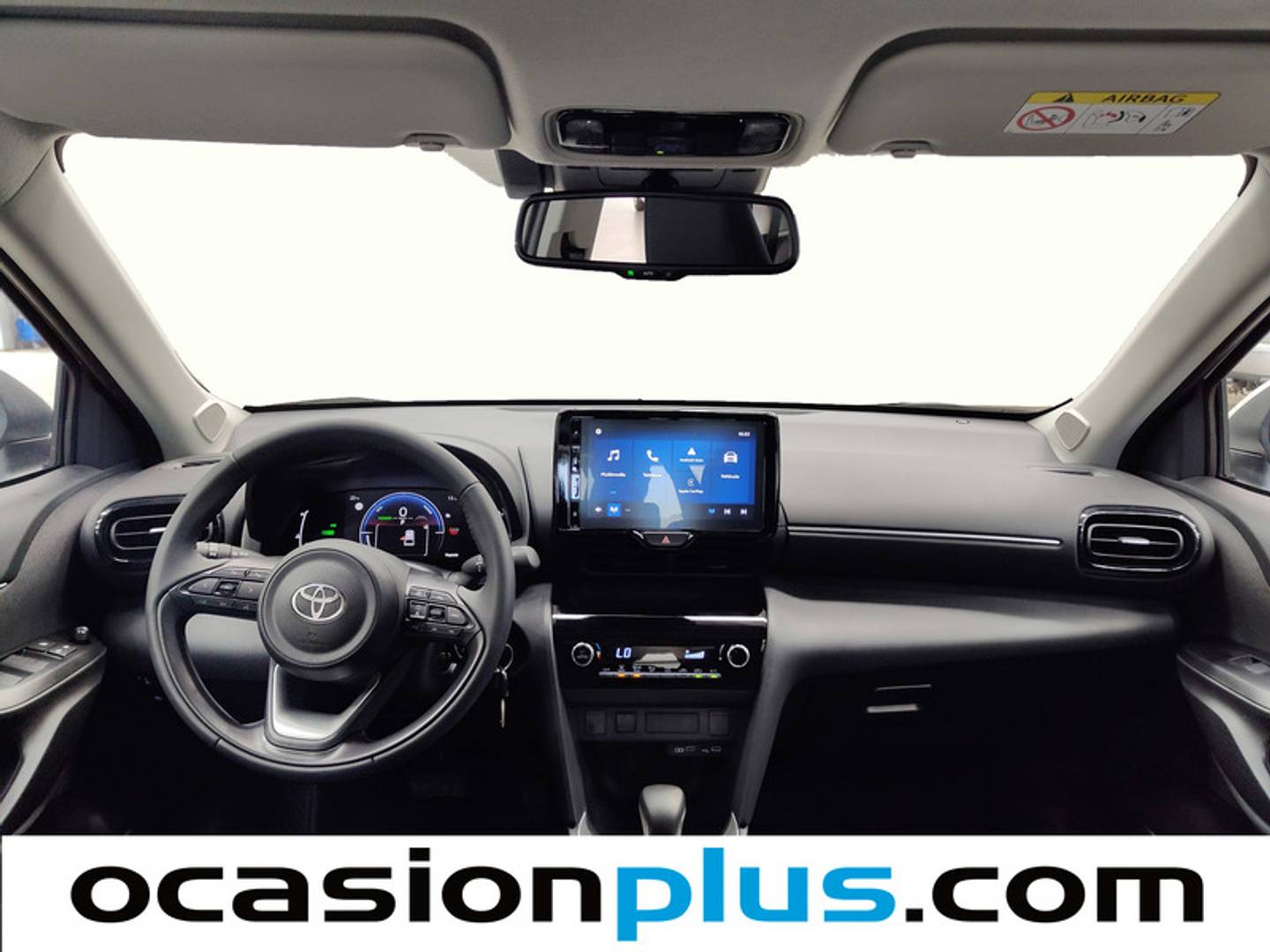 Foto Toyota Yaris Cross Toyota Yaris Cross 120H Business Plus (116 CV)