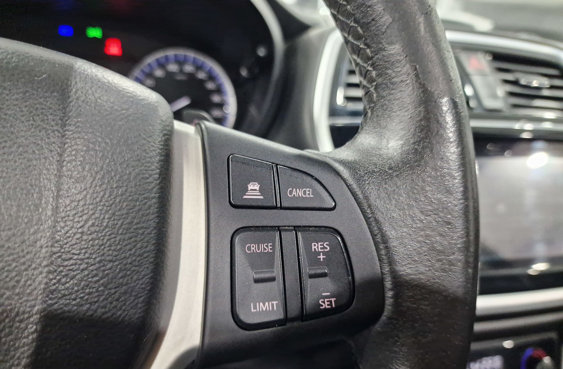 Suzuki S-Cross 1.4 Ditc GLX - foto 29