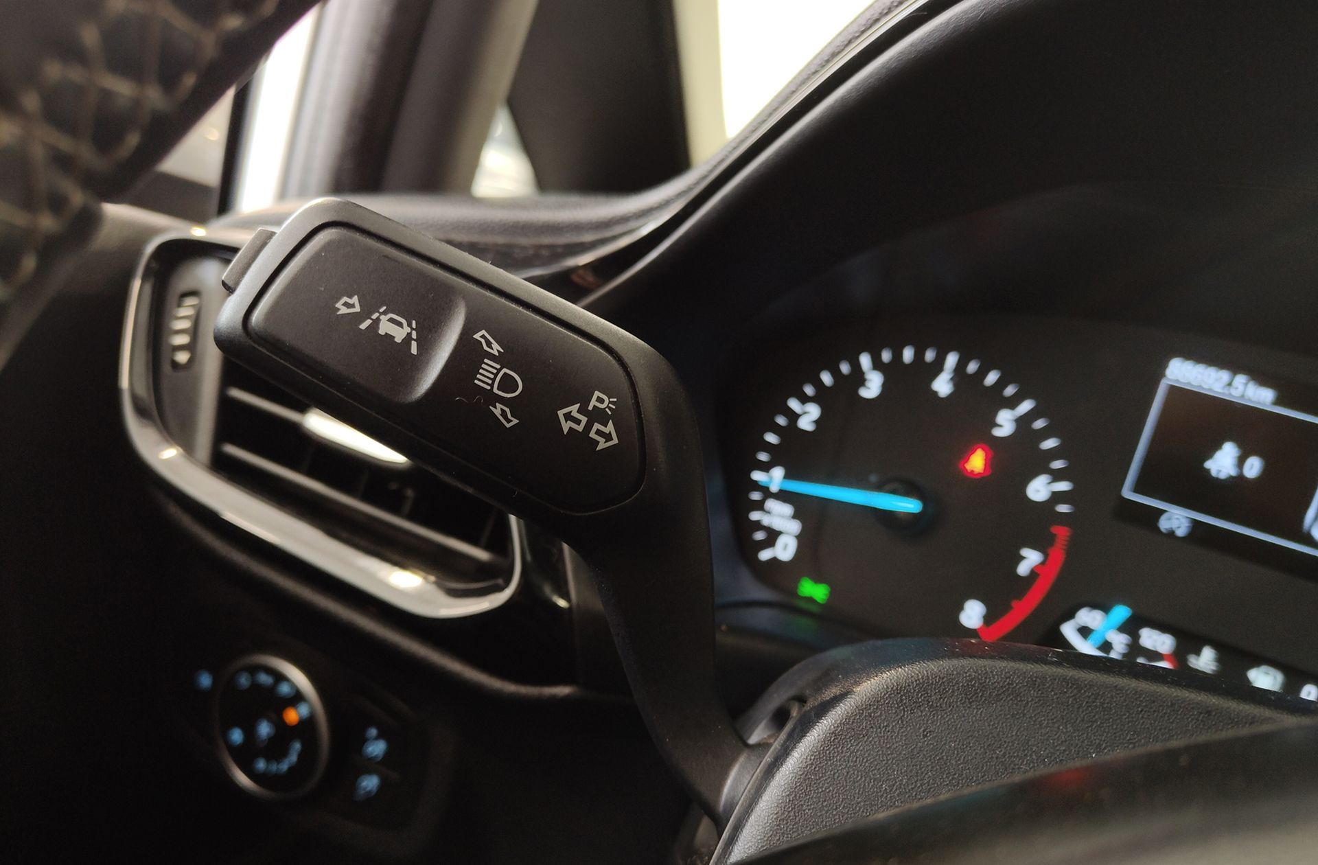 Ford Fiesta 1.0 EcoBoost Trend - foto 22