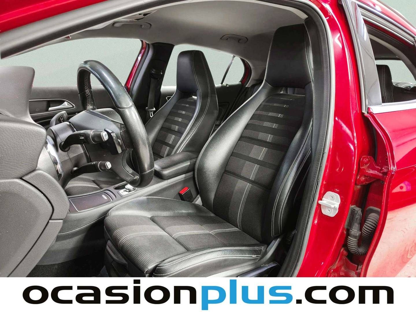 Foto Mercedes GLA Mercedes-Benz GLA GLA 200 d Urban (136 CV)