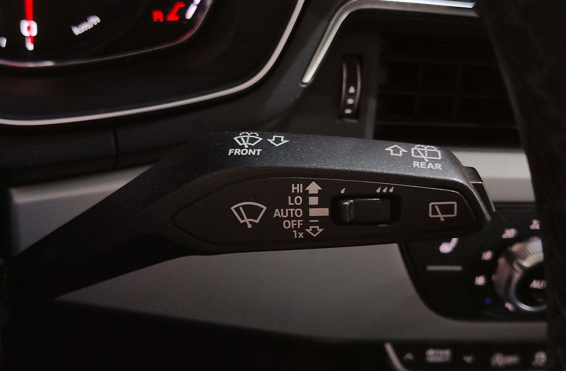 Audi A4 Avant Advanced 35 TFSI S tronic - foto 34
