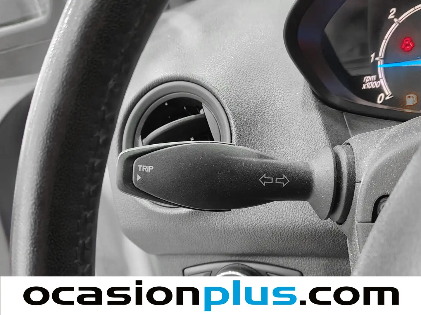 Foto Ford Transit Courier Ford Transit Courier 1.5 TDCI Trend (75 CV)