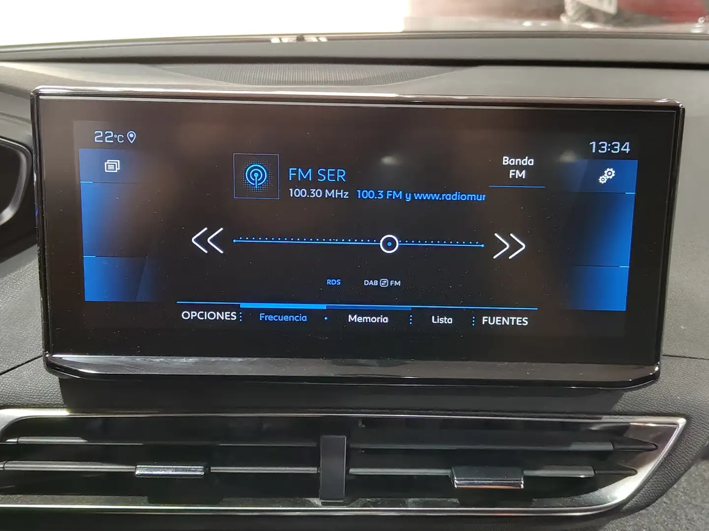 Foto Peugeot 5008 Peugeot 5008 PureTech 130 S&S Allure Pack EAT8 (130 CV) 7 Plazas