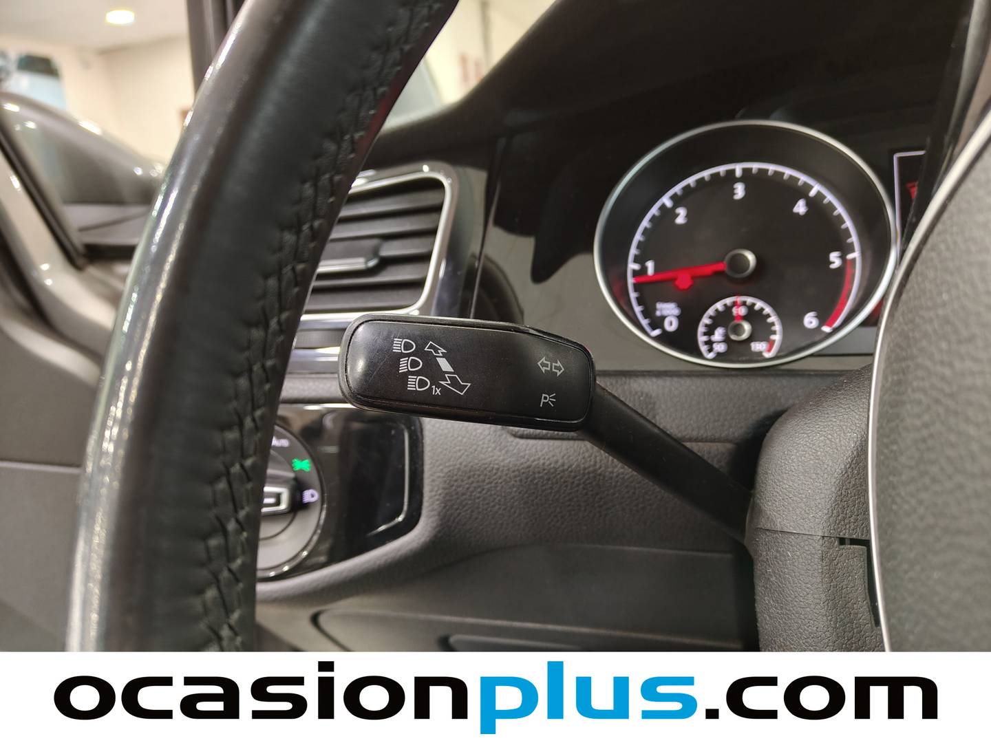 Foto Volkswagen Golf Volkswagen Golf 1.6 TDI BMT (110 CV) PACK R-LINE