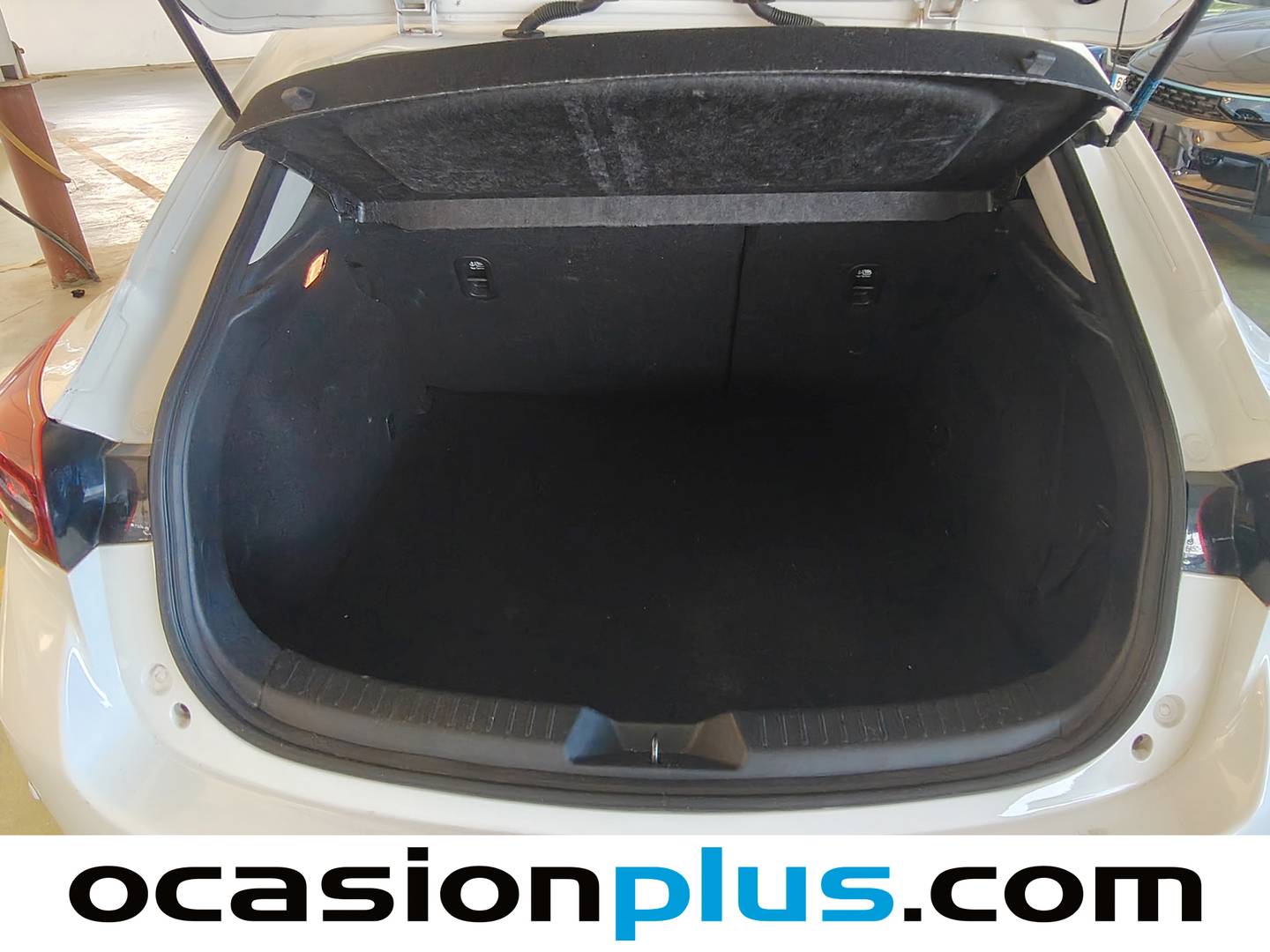 Foto Mazda Mazda3 Mazda Mazda 3 2.2 DE MT Style (150 CV)