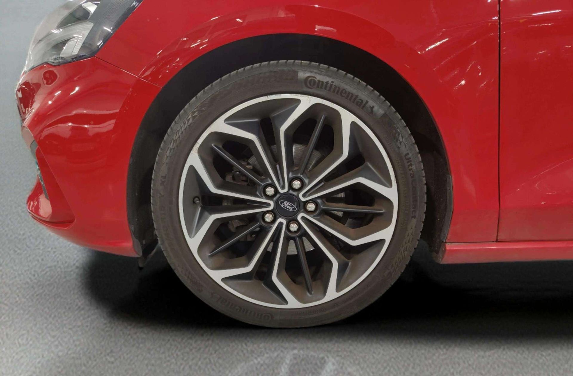 Ford Focus 1.0 EcoBoost ST-Line - foto 41