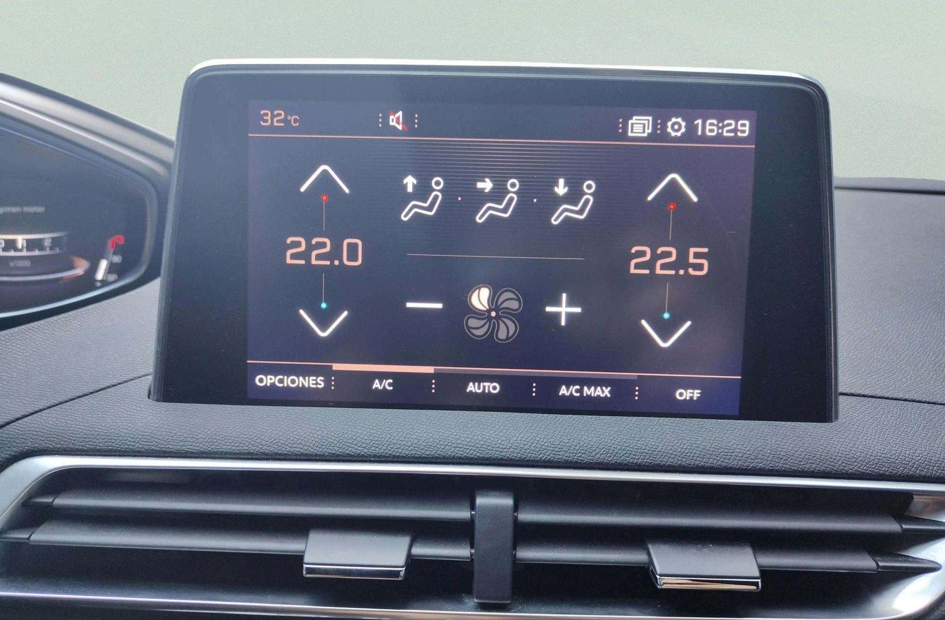 Peugeot 3008 2.0 BlueHDi GT - foto 39