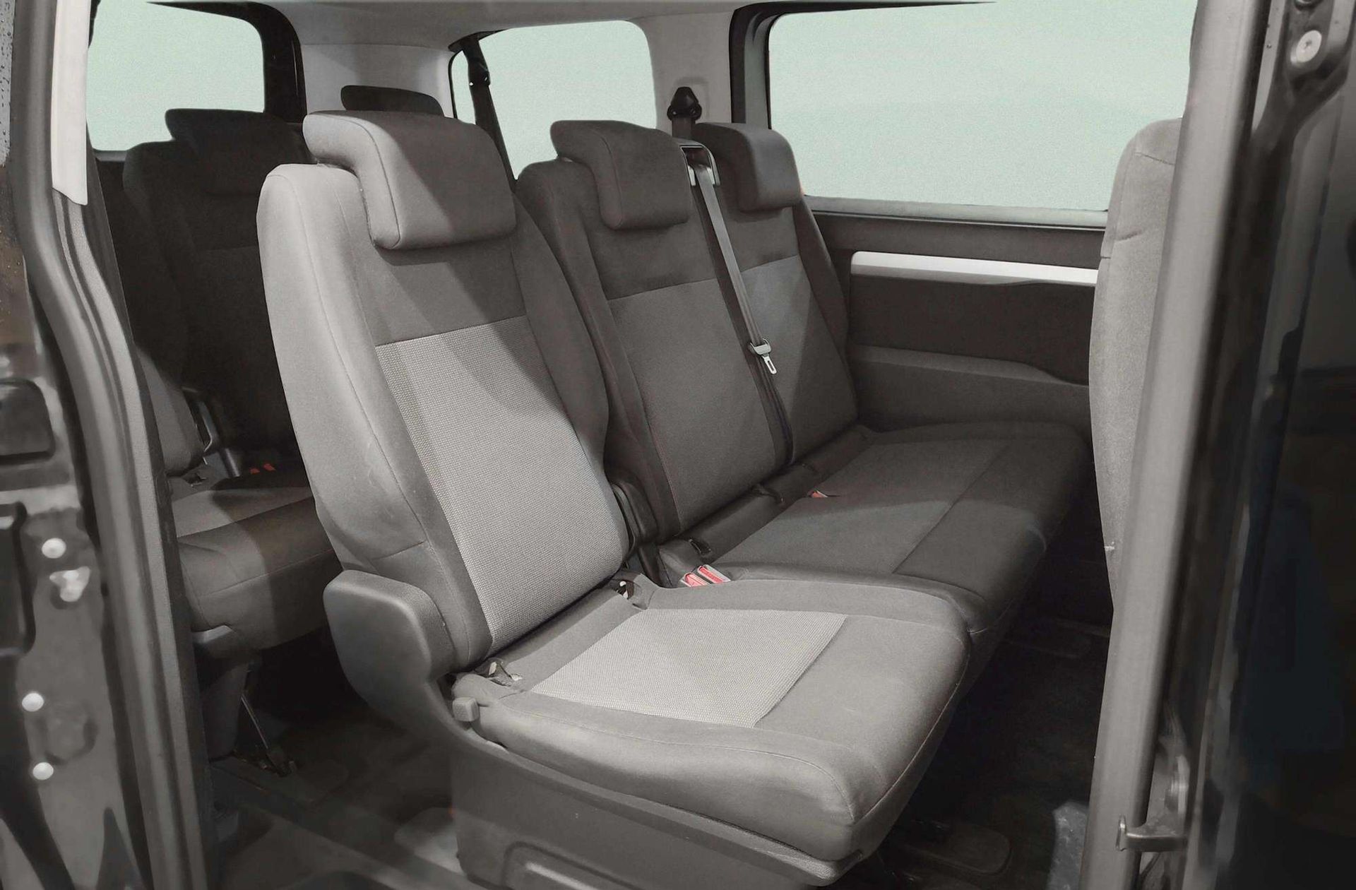 Toyota Proace Verso 2.0D VX Shuttle - foto 16