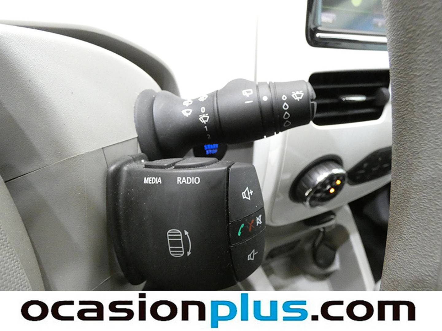 Foto Renault ZOE Renault Zoe Life R240 (88 CV)