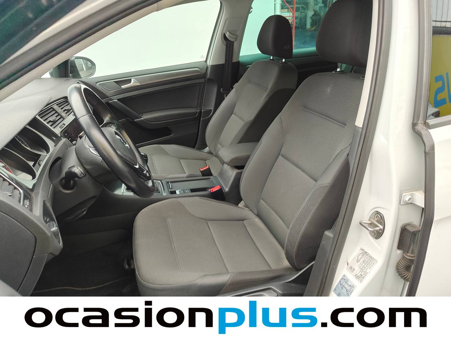 Foto asientos delanteros Volkswagen Golf Volkswagen Golf Advance 1.5 TSI Evo BM (130 CV)