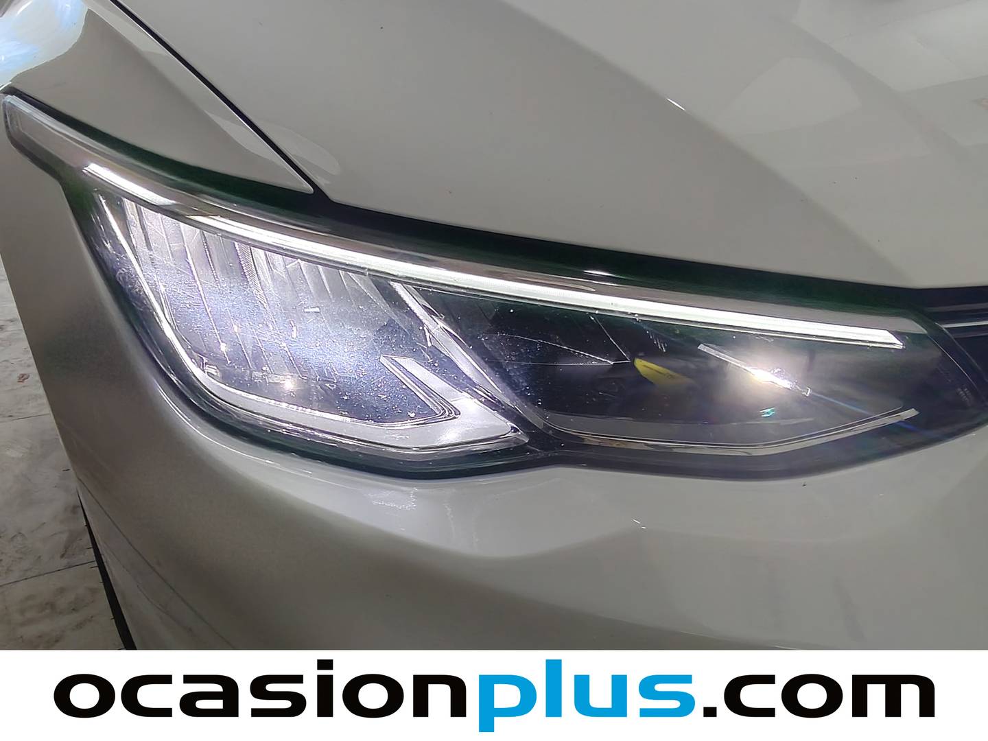 Acabados Volkswagen Golf Volkswagen Golf Life 1.0 eTSI (110 CV) DSG