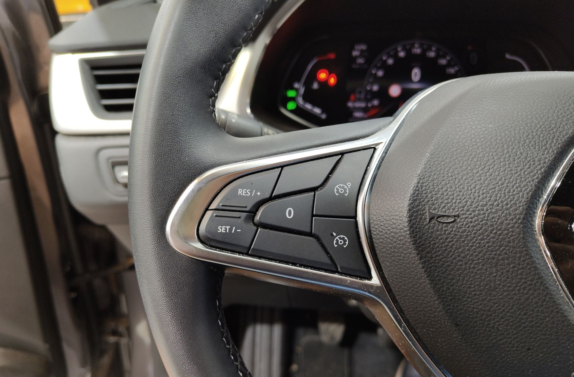 Renault Captur Techno TCe GPF - foto 27