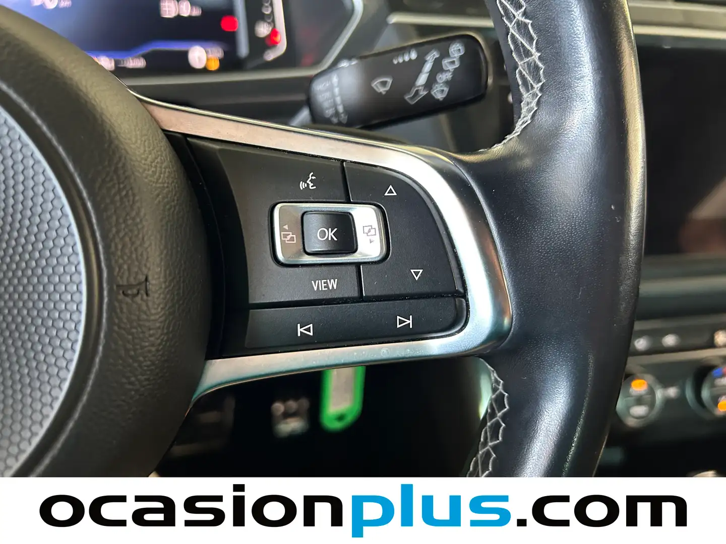 Foto Volkswagen Tiguan Volkswagen Tiguan Sport 1.5 TSI (150 CV) DSG Pack R-Line