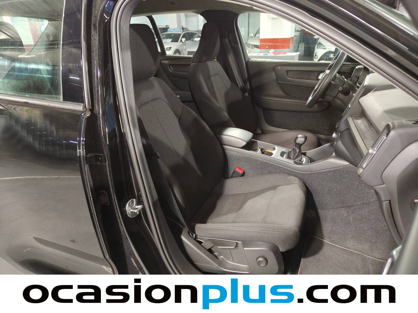 Volvo XC40 Volvo XC40 T2 Essential (129 CV) al mejor precio
