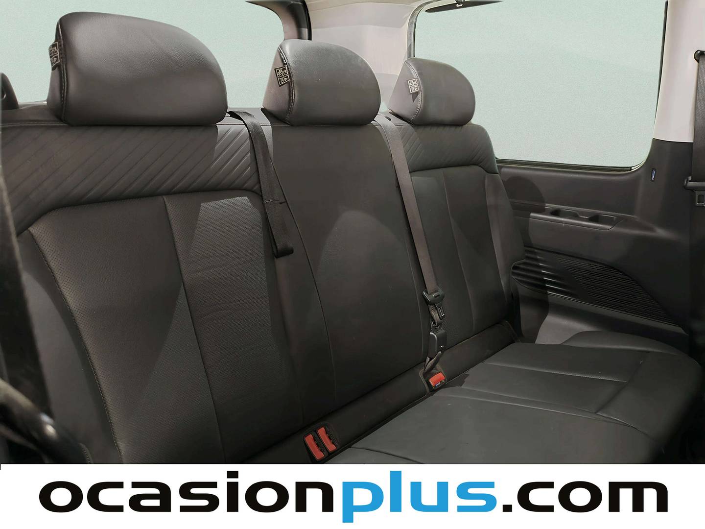 Extras y acabados del Hyundai Staria Hyundai Staria 2.2 CRDI Tecno 9S Auto (177 CV) 9 Plazas