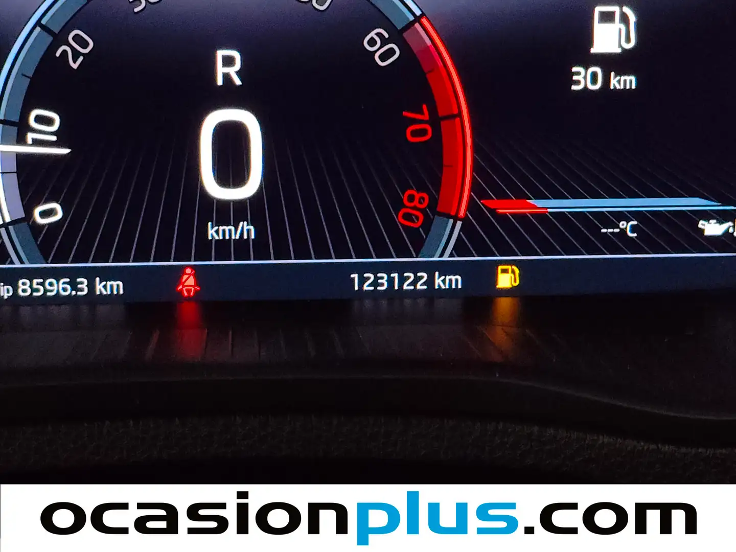 Foto Skoda Karoq Skoda Karoq 1.5 TSI ACT Ambition DSG (150 CV)