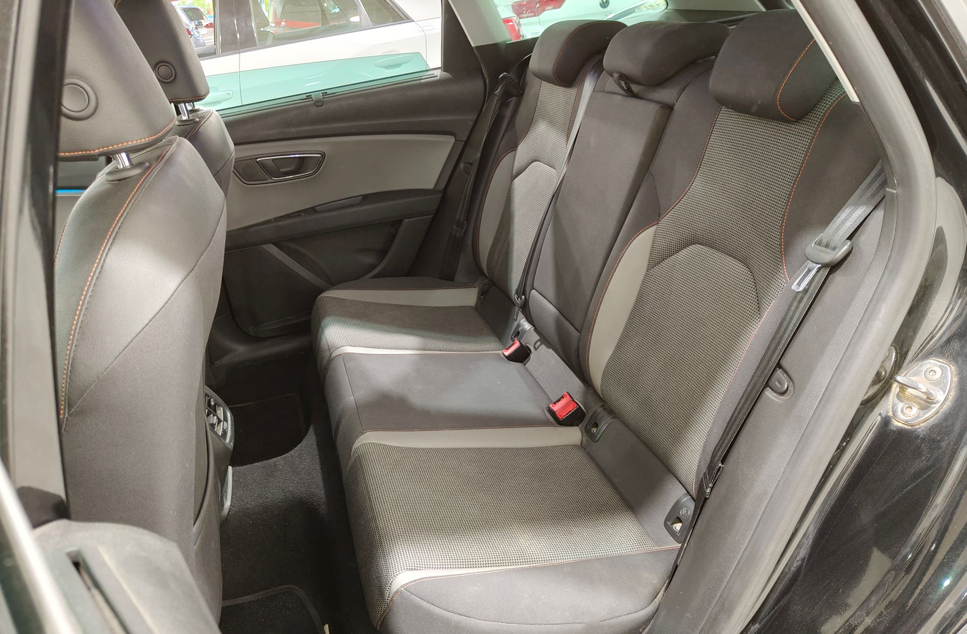 SEAT León ST 2.0 TDI X-perience 4Drive DSG6 - foto 13