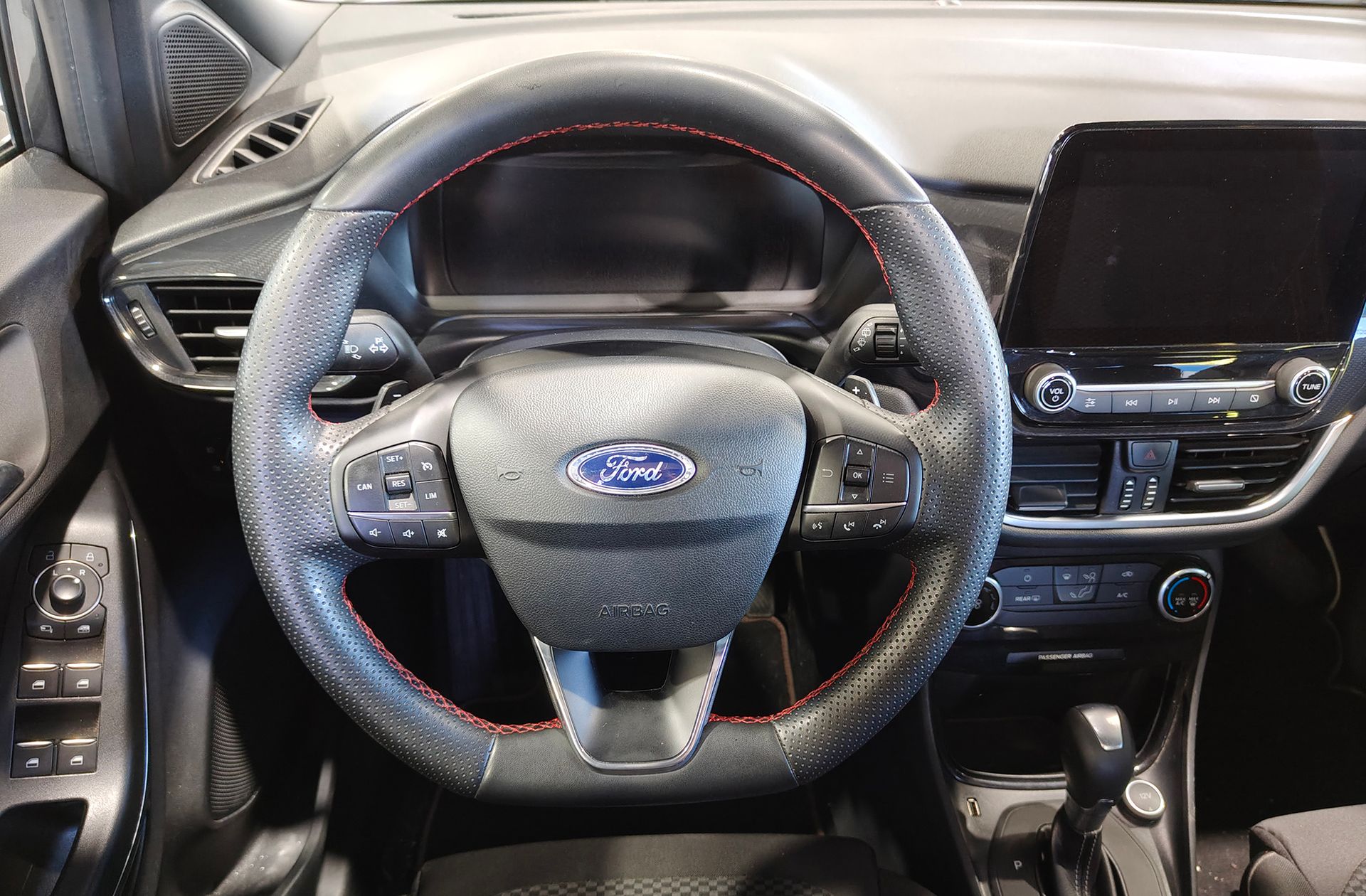 Ford Puma 1.0 EcoBoost MHEV ST-Line - foto 23