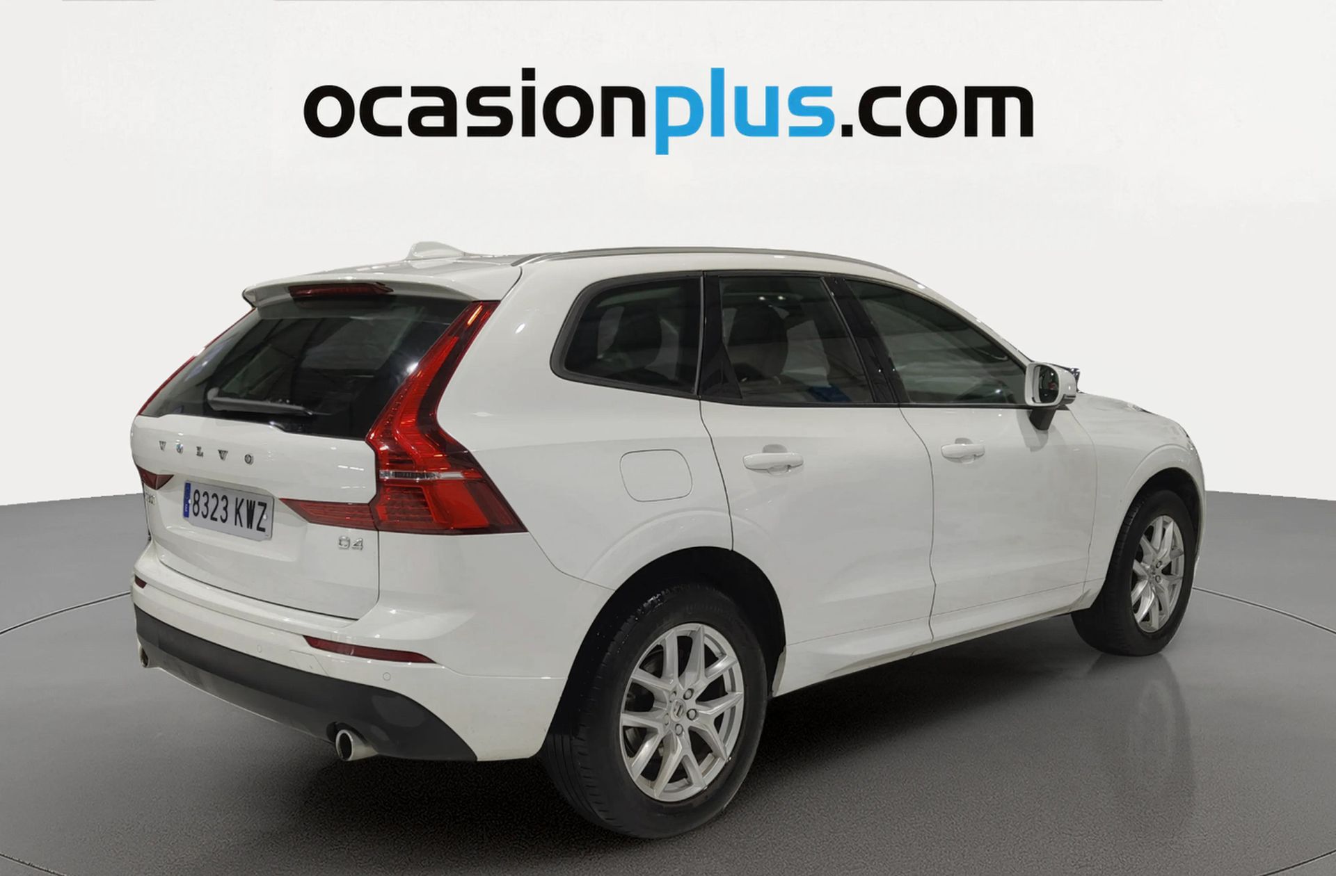Volvo XC60 D4 Momentum - foto 4