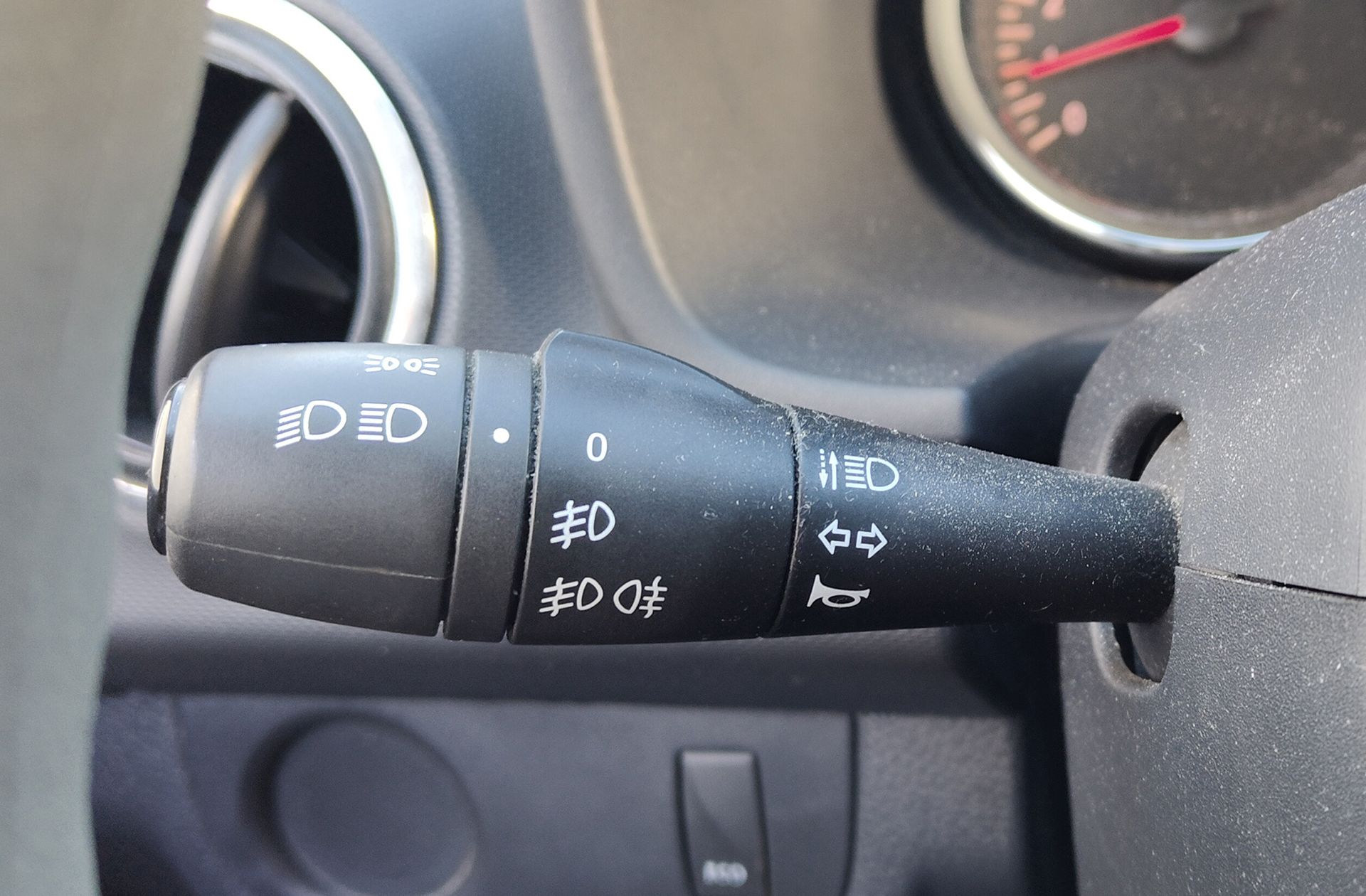 Dacia Sandero dCi 90 Stepway - foto 21
