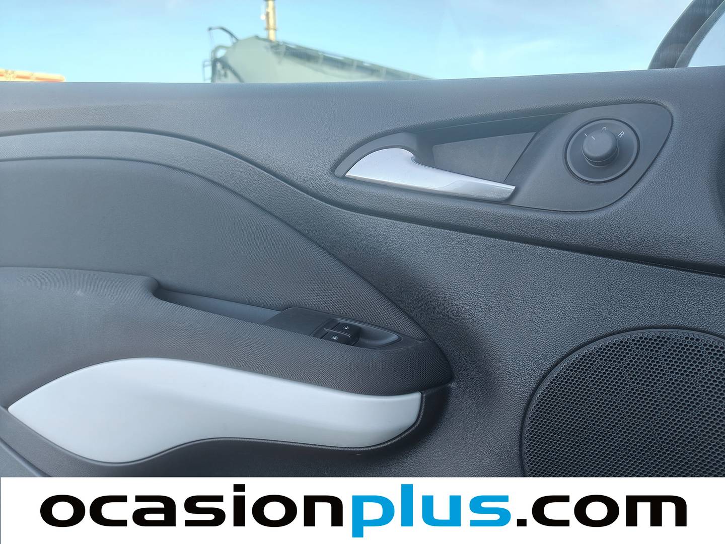 Foto Opel Adam Opel Adam 1.4 XEL Glam (87 CV)