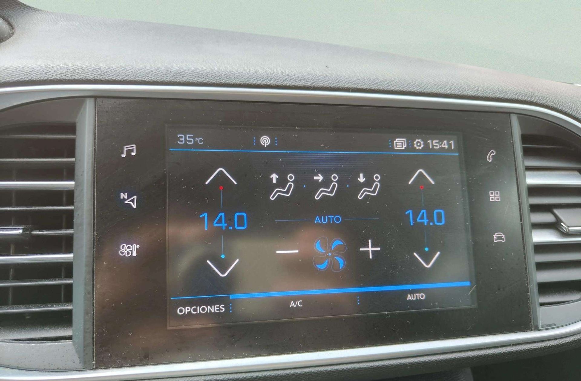 Peugeot 308 SW 1.2 PureTech Allure - foto 39