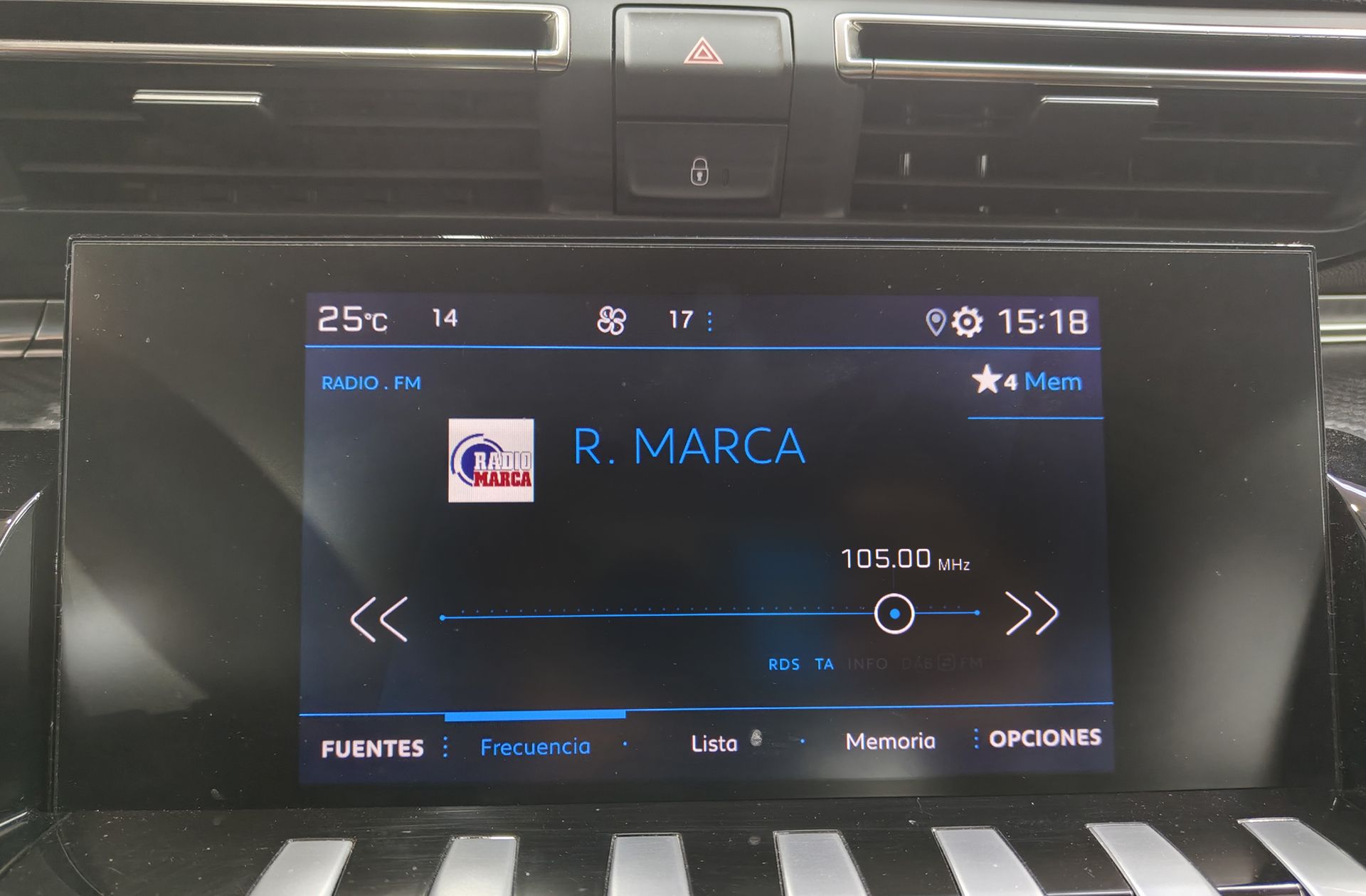 Peugeot 508 PureTech 130 Active Pack EAT8 - foto 32