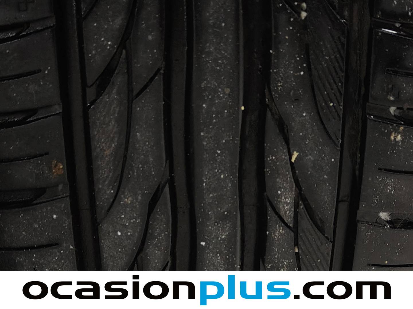 Foto Toyota C-HR Toyota C-HR 1.8 125H Dynamic Plus 90 kW (122 CV)