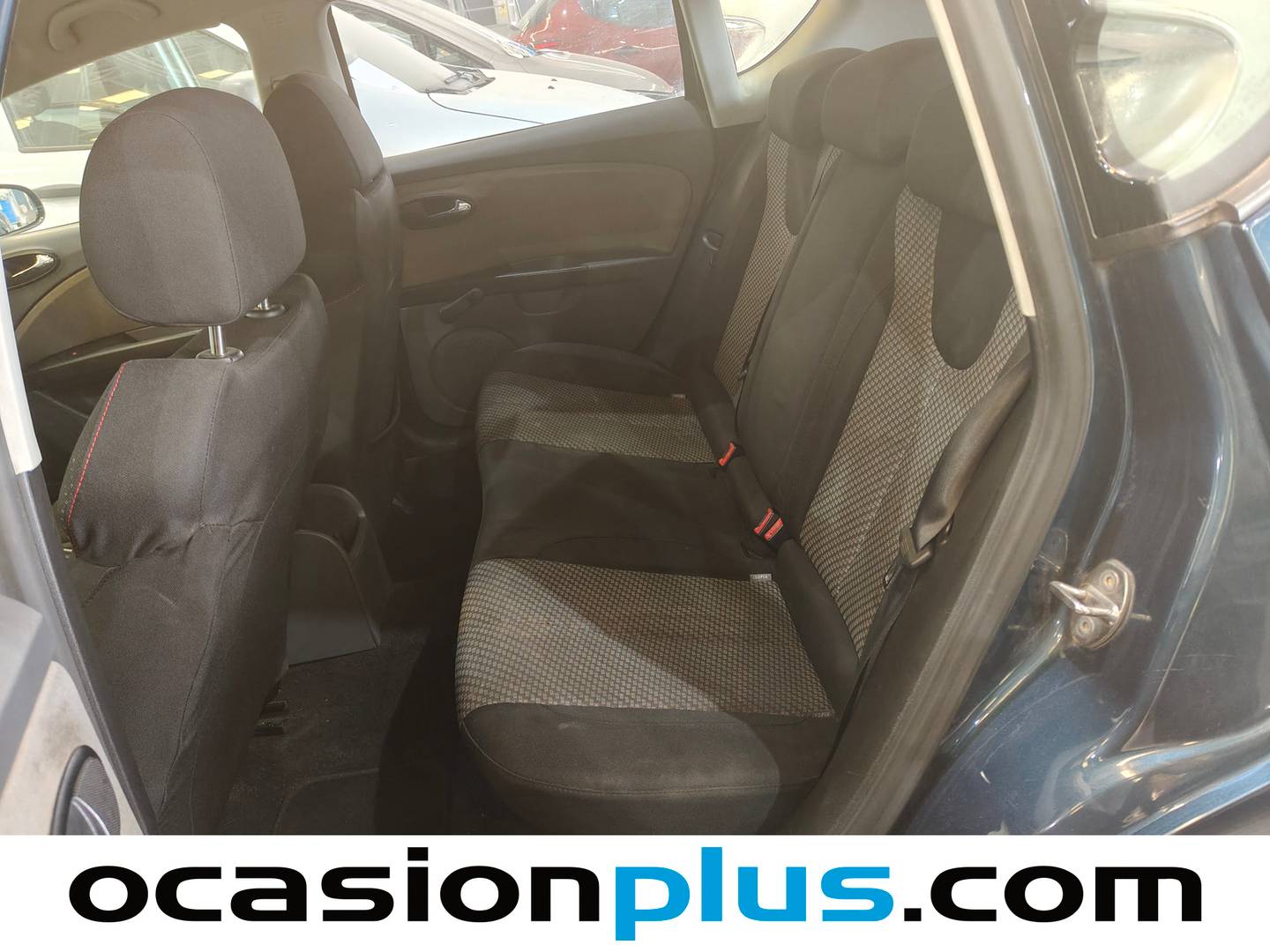 Foto asientos traseros Seat León Seat León 1.9 TDI Ecomotive Reference (105 CV)