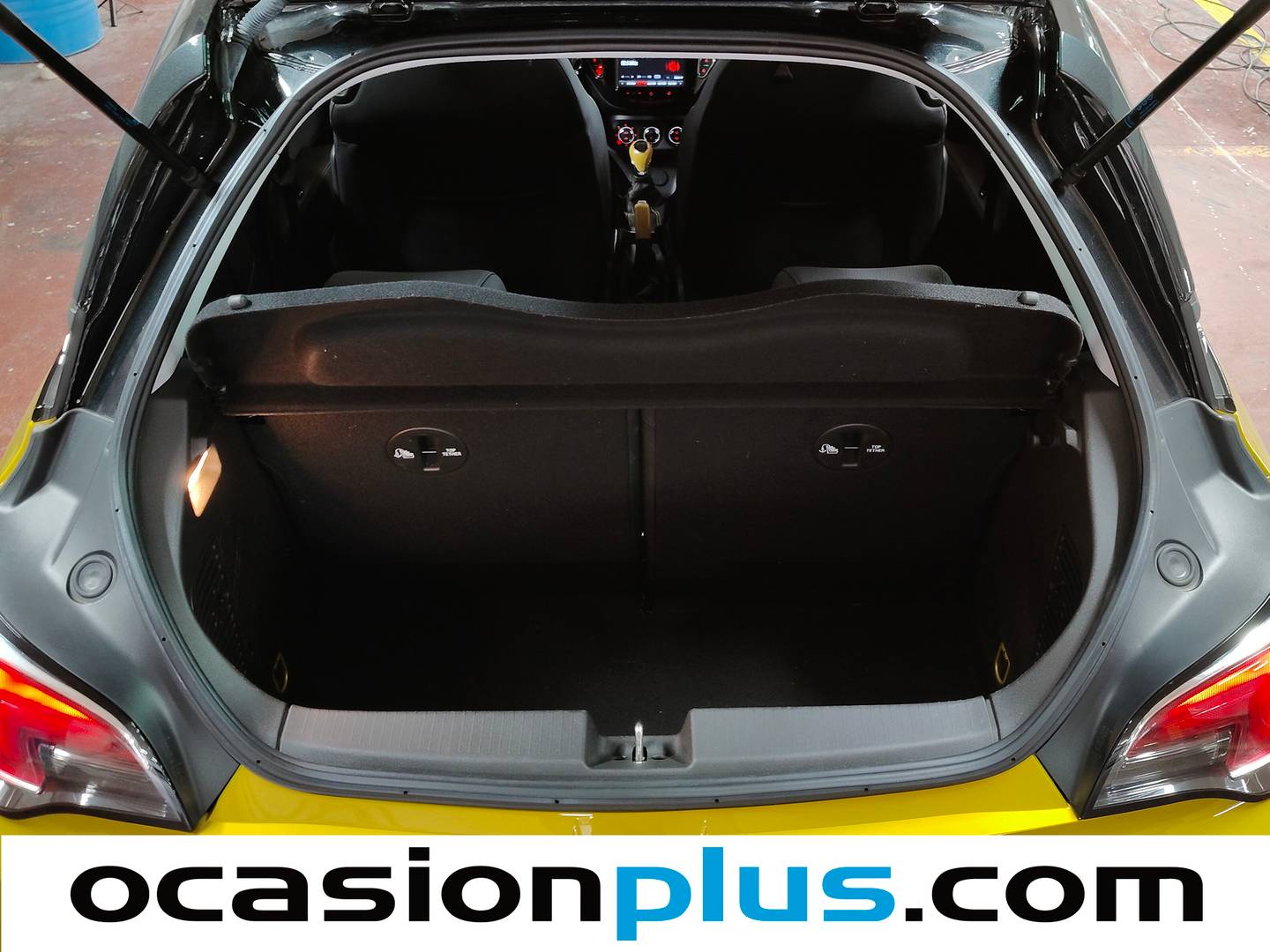 Foto Opel Adam Opel Adam 1.0 XFT Rocks (115 CV)