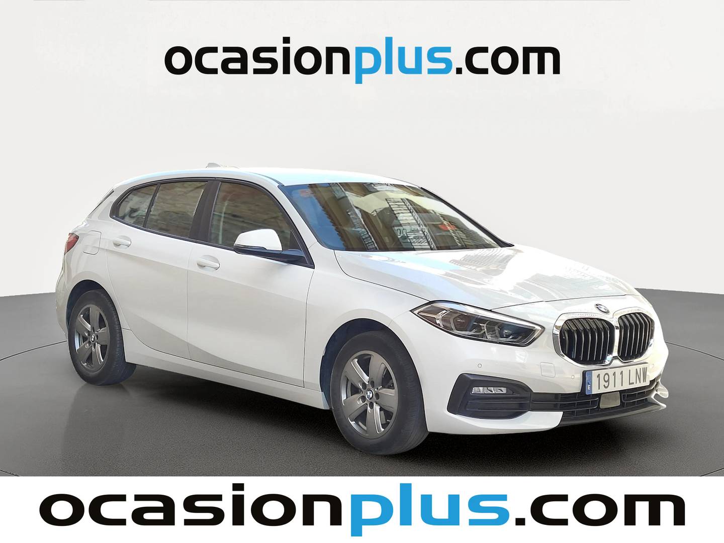 Foto delantera BMW Serie 1 BMW Serie 1 118i (140 CV) derecha