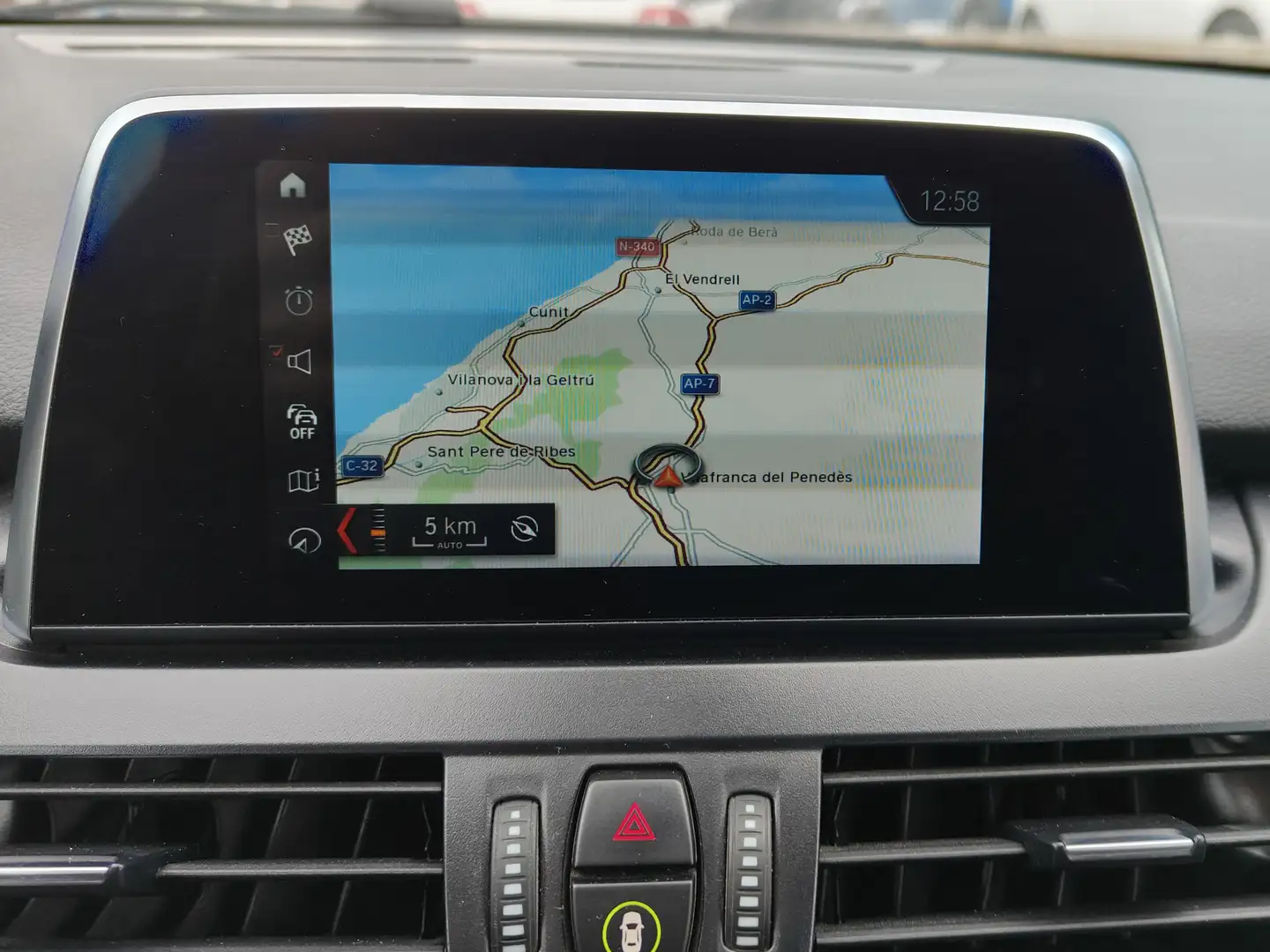 Foto BMW Serie 2 Active Tourer BMW Serie 2 218d Active Tourer (150 CV)