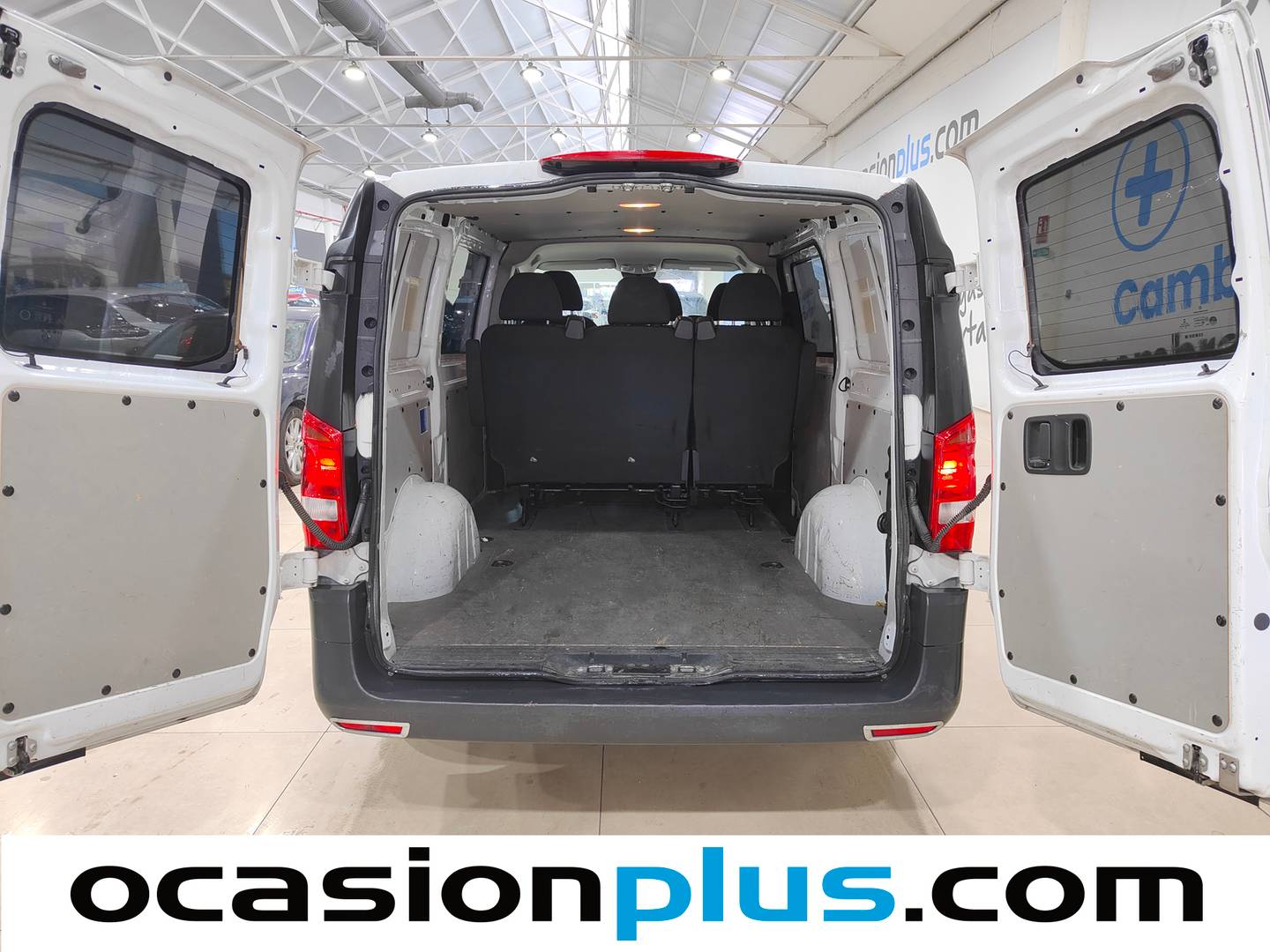 Foto Mercedes Vito Mercedes-Benz Vito 110 CDI TD Mixto Larga (102 CV) 6 Plazas