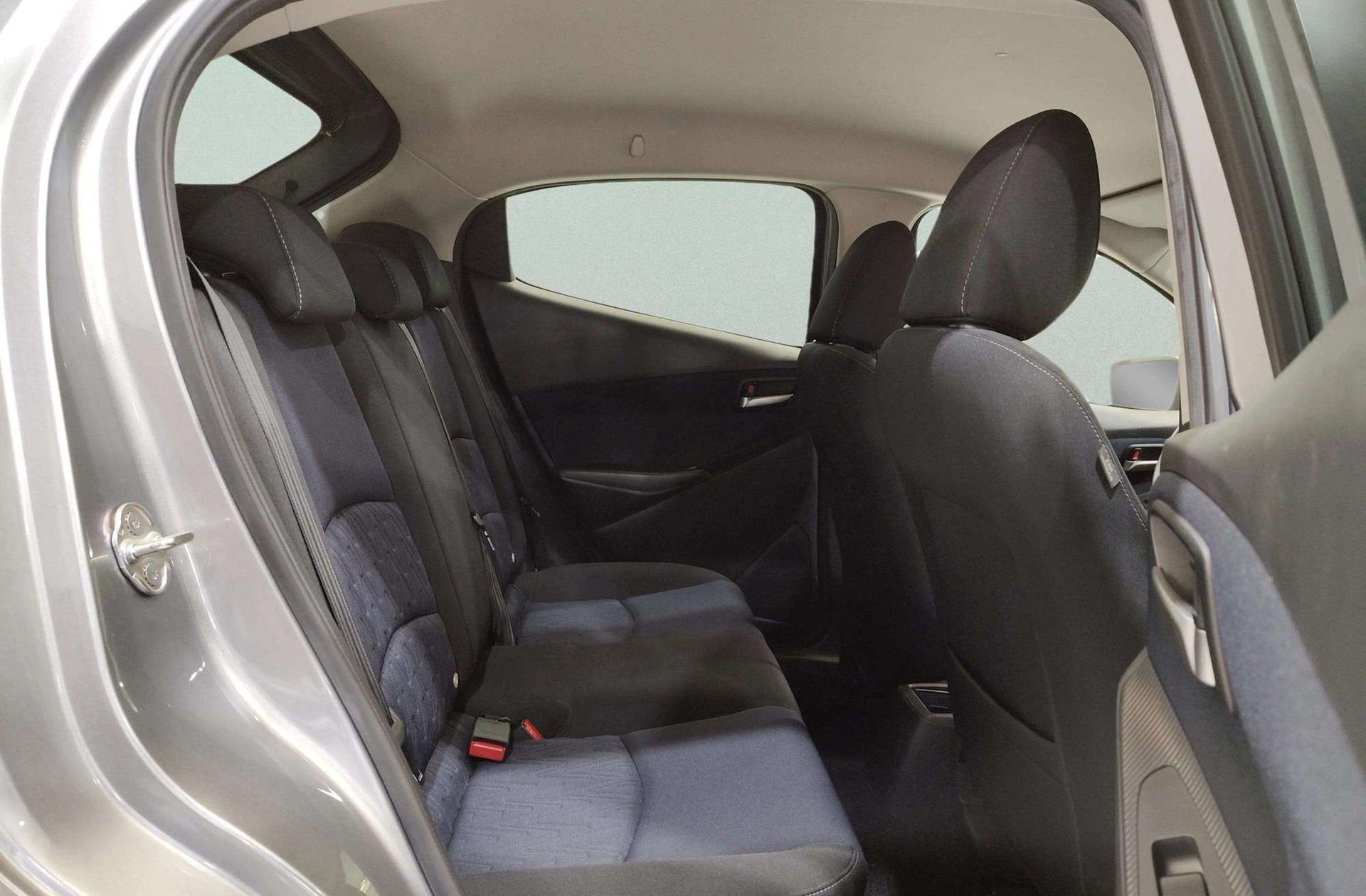 Mazda2 1.5 GE Style+ - foto 14