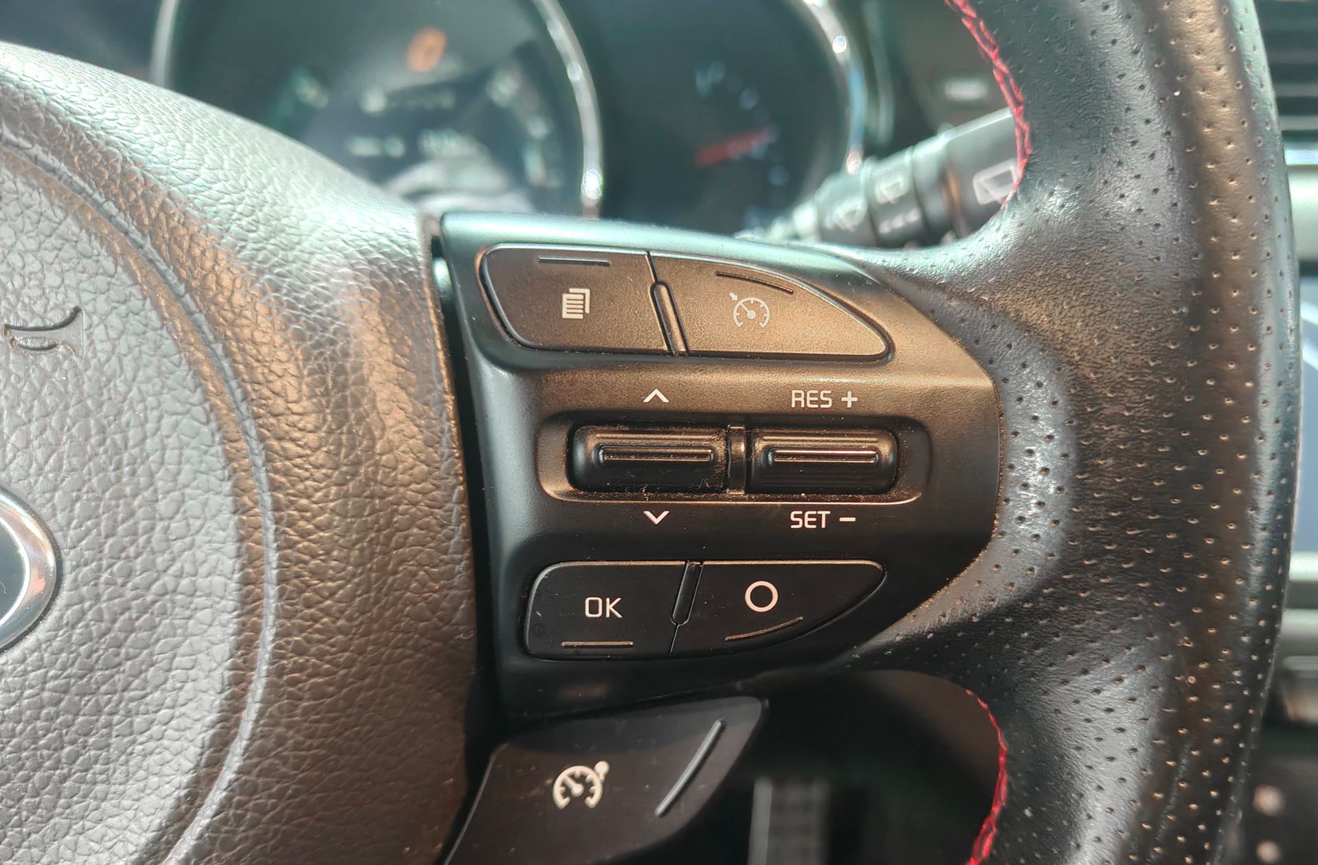 Kia ProCeed 1.6 T-GDi GT - foto 27