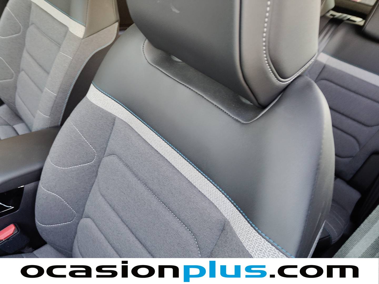 Extras y acabados del Citroën C4 Citroën C4 BlueHDi 110 S&S Feel Pack (110 CV)