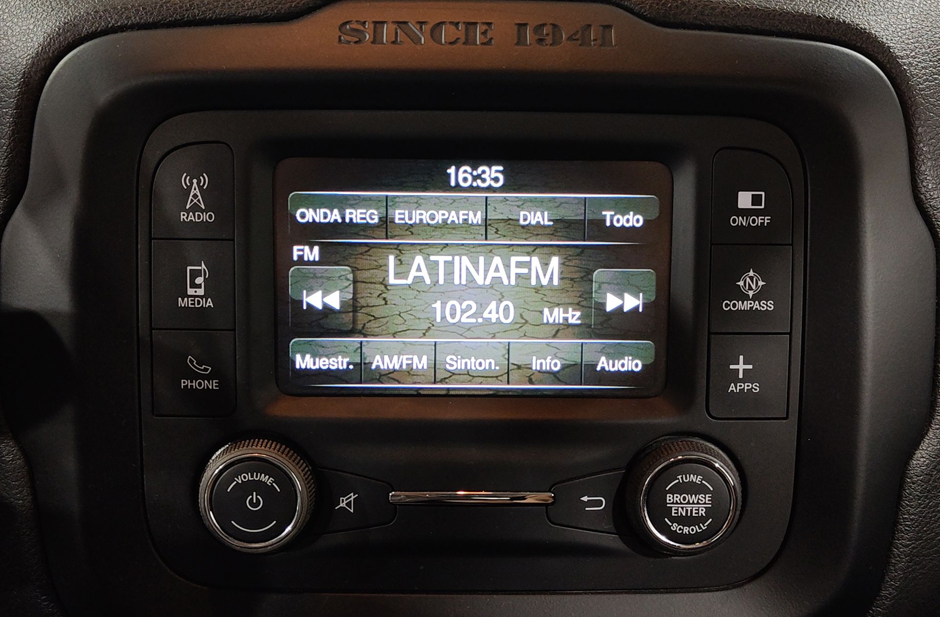 Jeep Renegade 1.6 MultiJet Longitude 4x2 Ddct E6 - foto 26