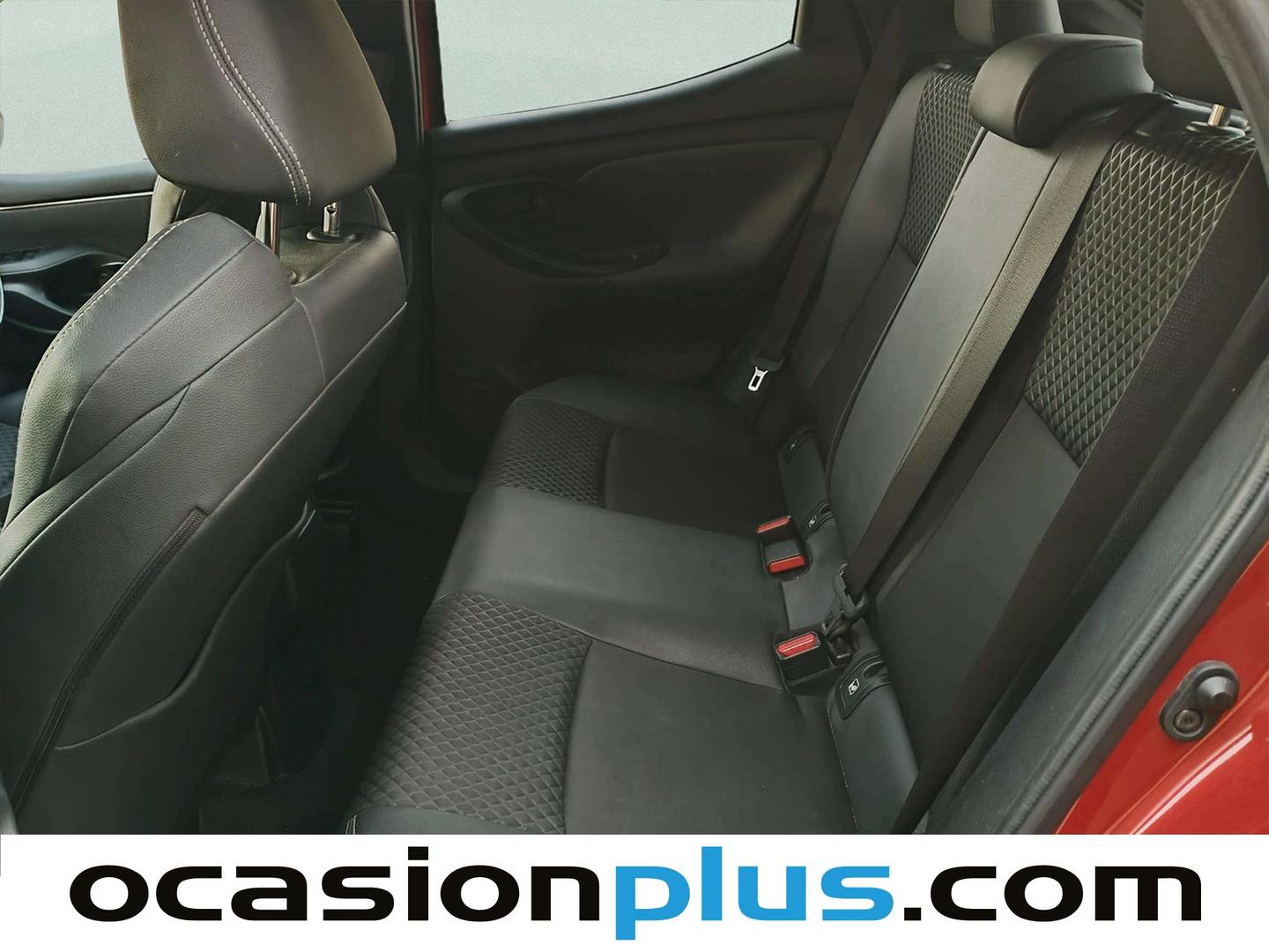 Foto asientos traseros Toyota Yaris Toyota Yaris 120H Style (116 CV)